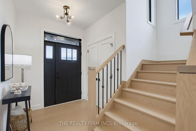 291 Elizabeth St, Southwest Middlesex 3