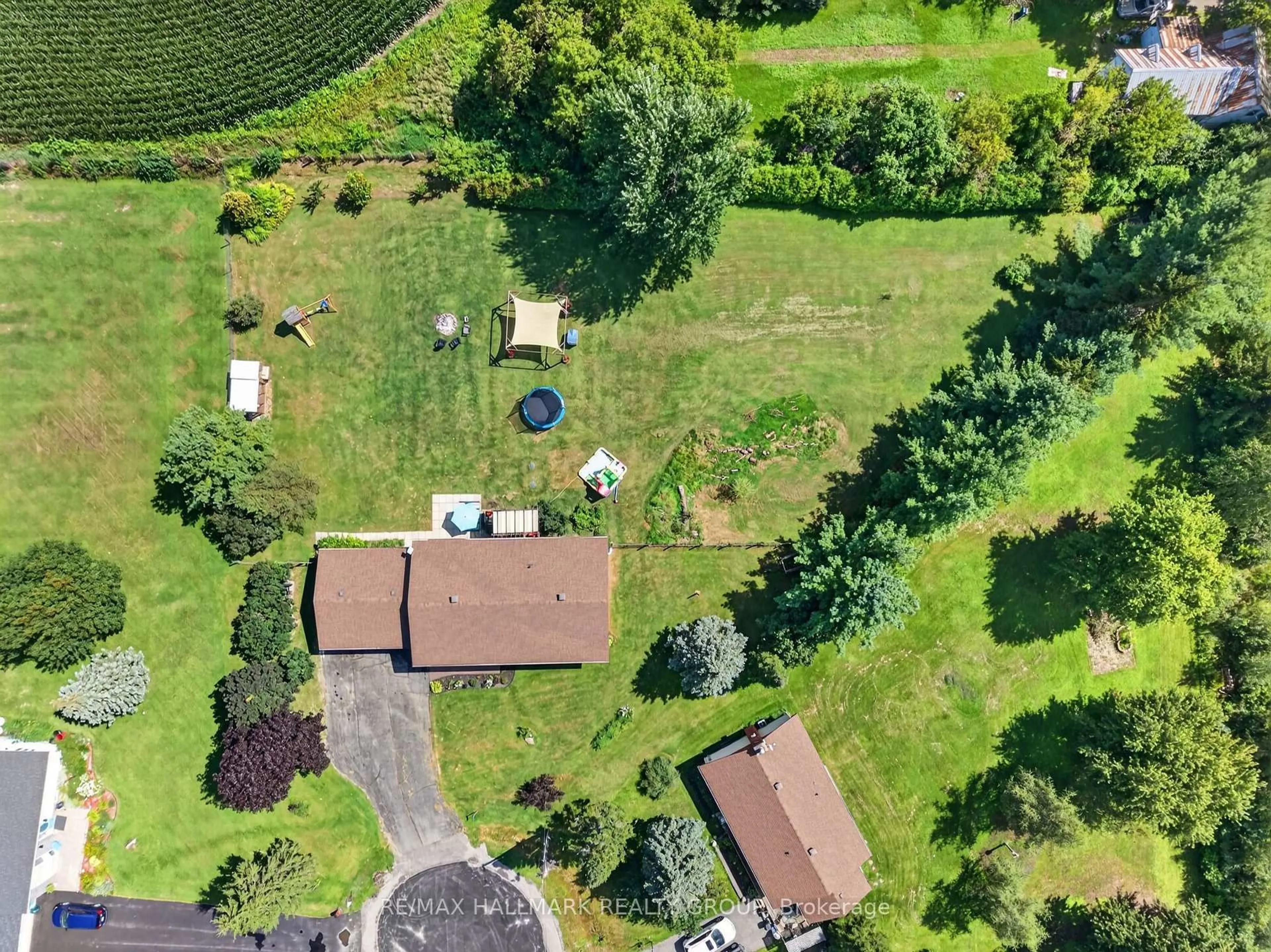 A pic from outside/outdoor area/front of a property/back of a property/a pic from drone, forest/trees view for 117 Canyon Dr, Kinburn Ontario K0A 2H0
