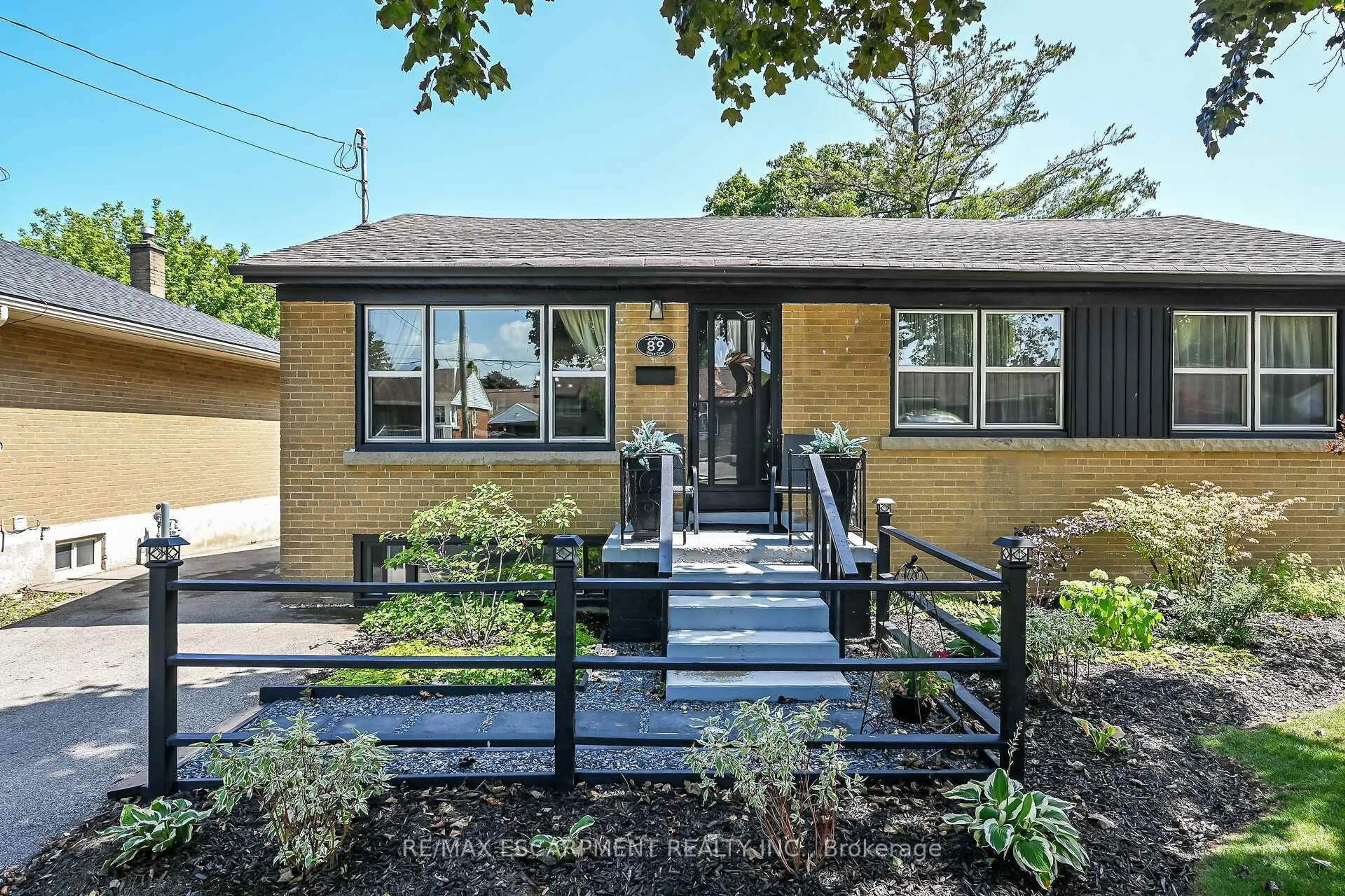 Home with brick exterior material, street for 89 Wise Cres, Hamilton Ontario L8T 2L7