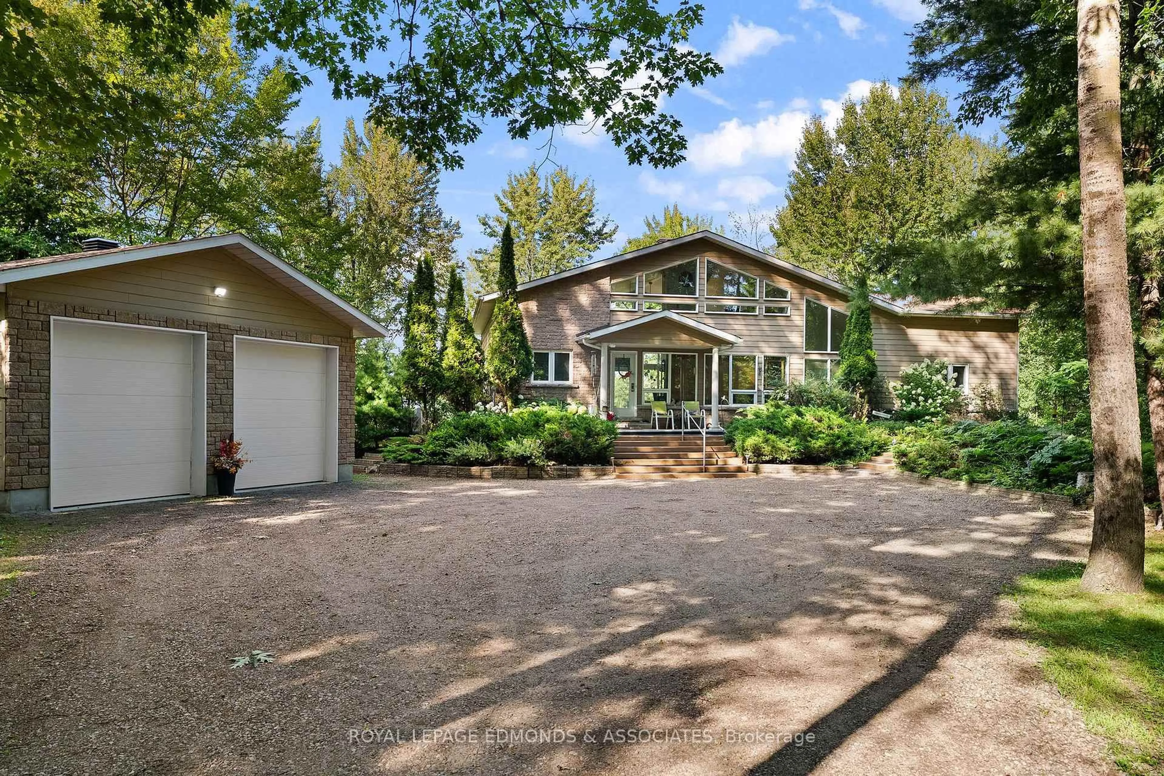 Unknown for 117 Blue Danube Way, Pembroke Ontario K8A 6W2