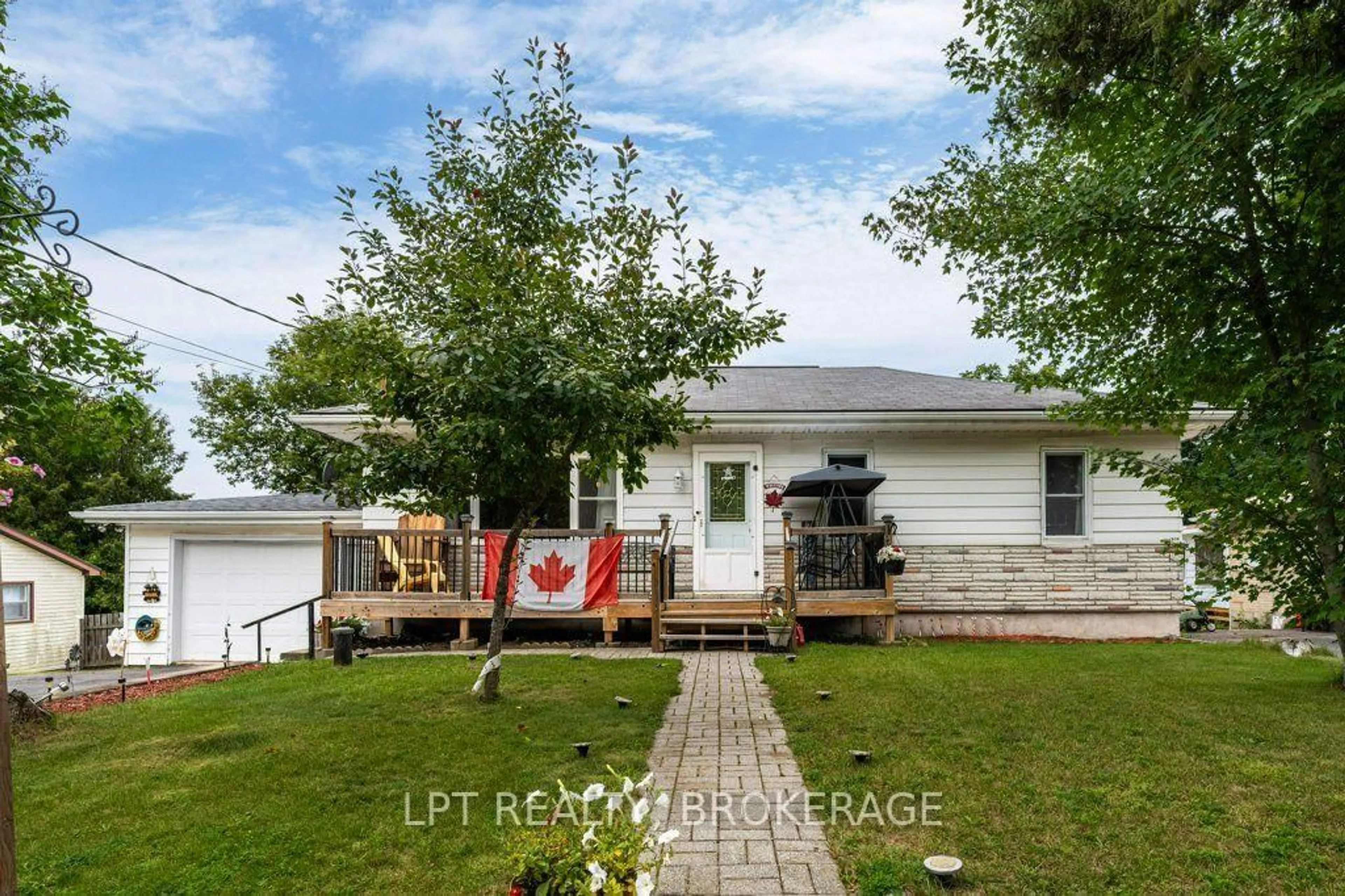 Unknown for 6175 Lakeview Dr, Verona Ontario K0H 2W0