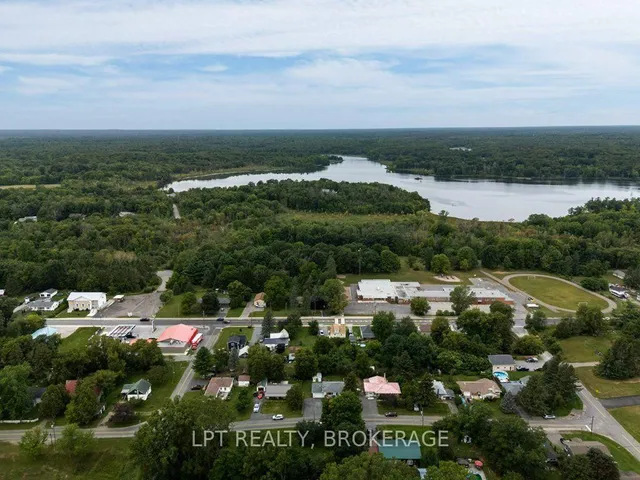 6175 Lakeview Dr, Verona 2