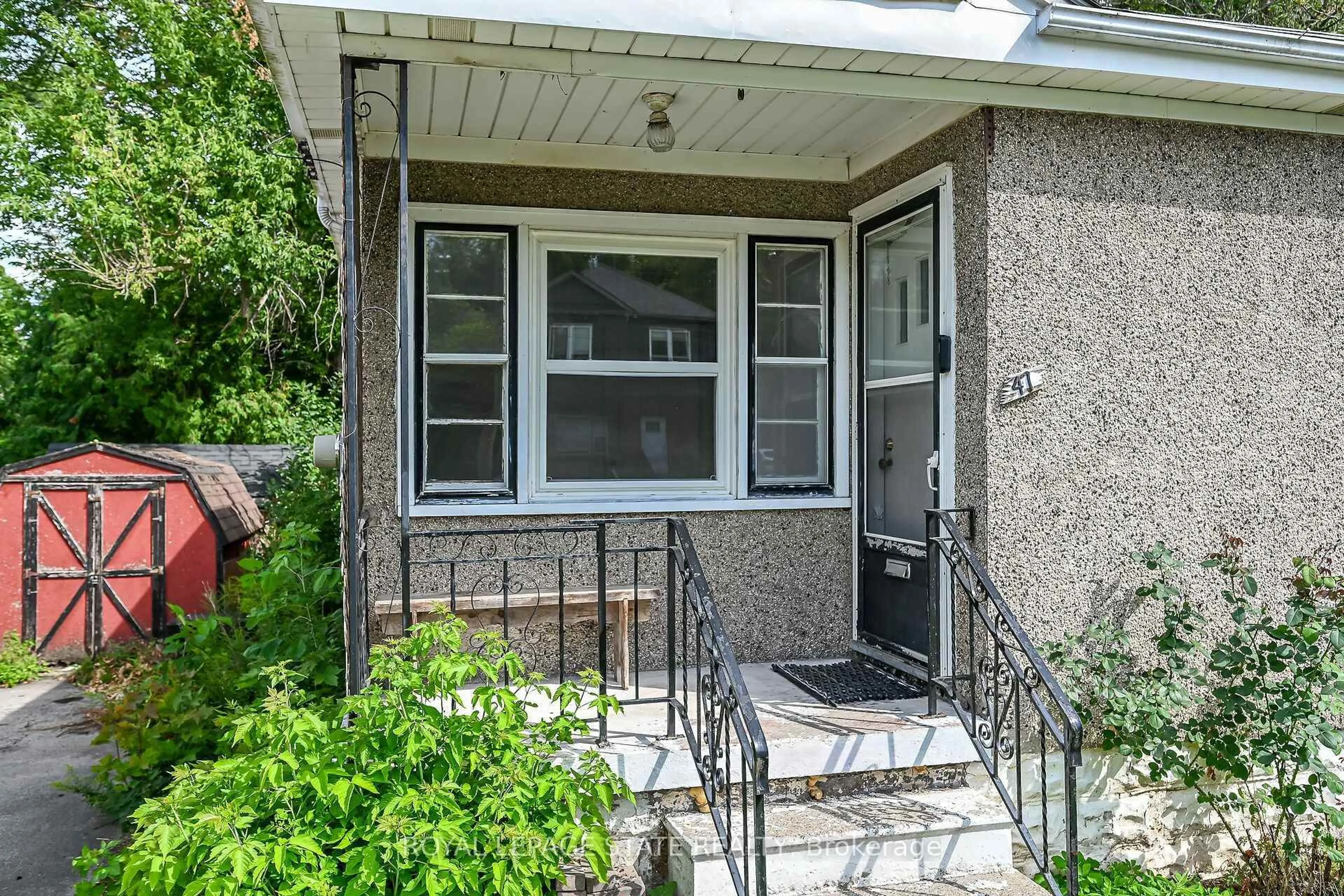 Unknown for 47 Broadway Ave, Hamilton Ontario L8S 2V6