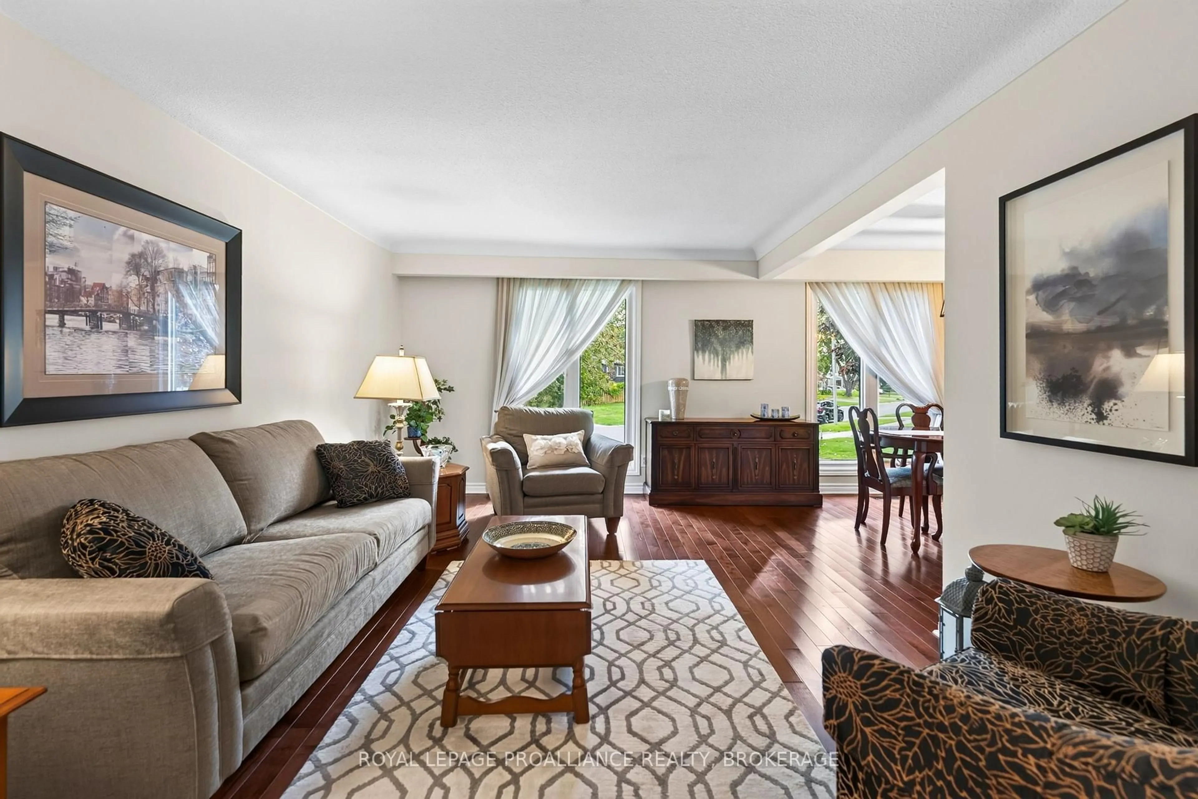 Living room with furniture, unknown for 627 Stanford St, Kingston Ontario K7M 6A2