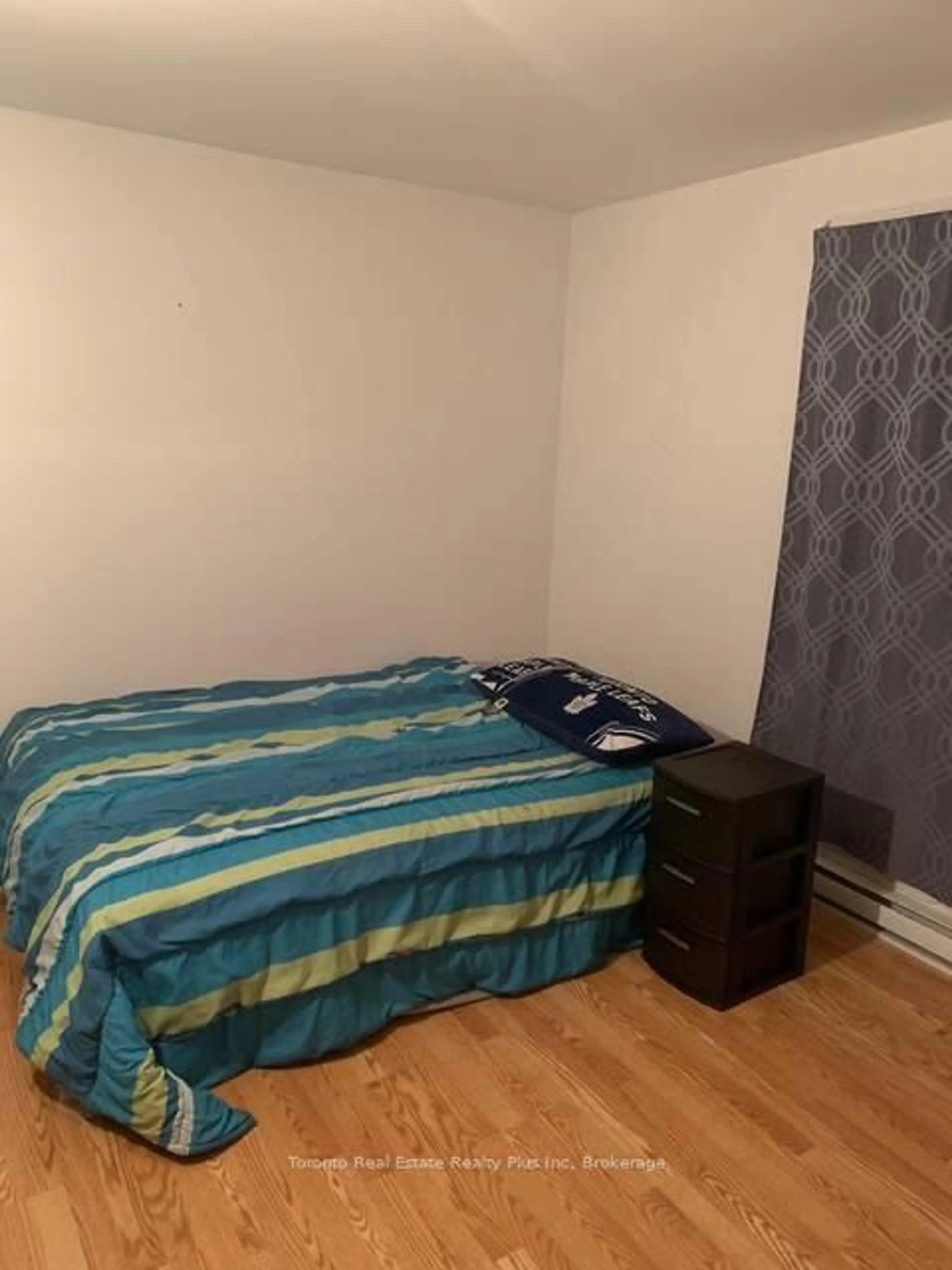 A pic of a room for 445 HIGGINSON St, Hawkesbury Ontario K6A 1G8