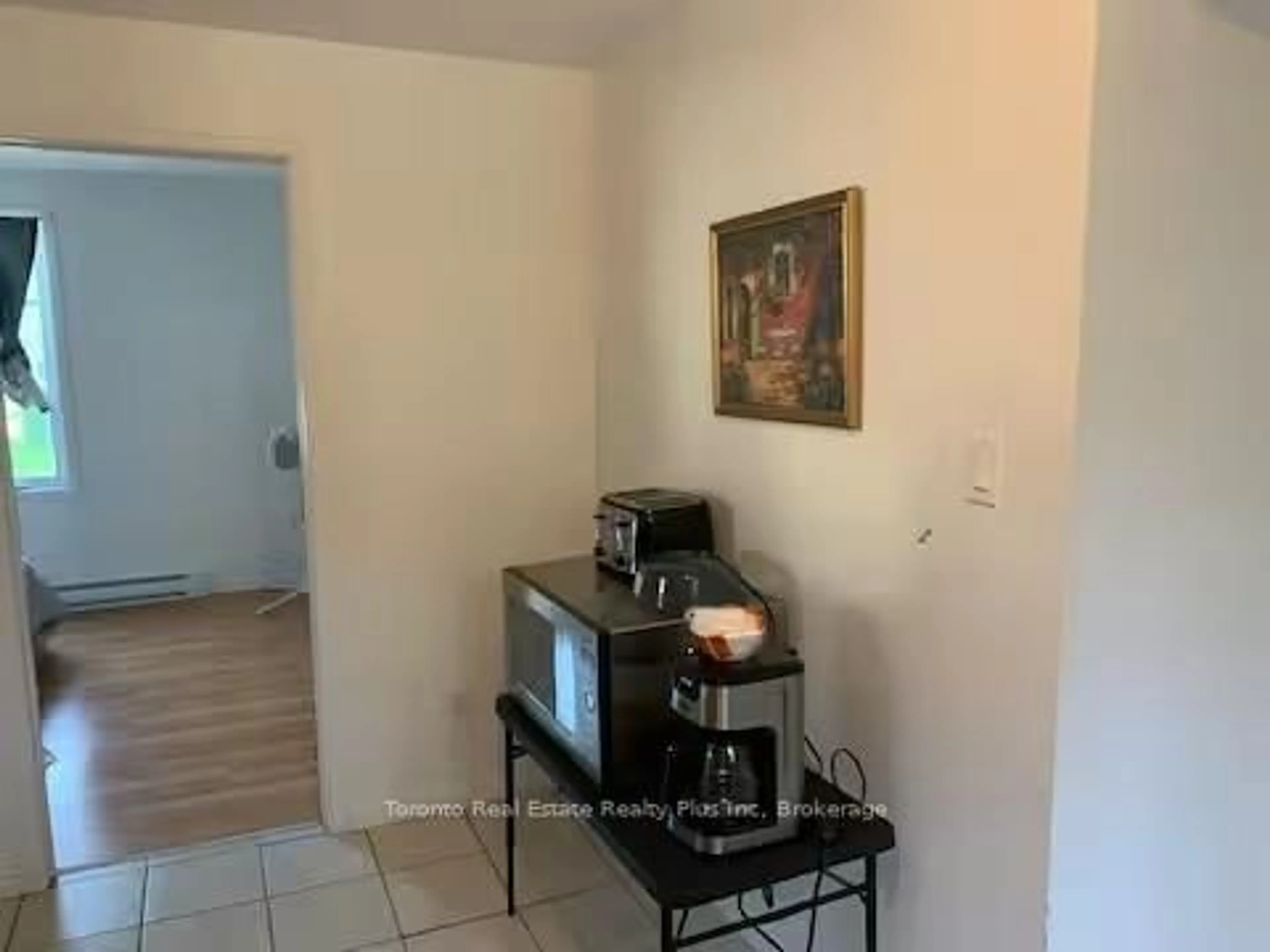 A pic of a room for 445 HIGGINSON St, Hawkesbury Ontario K6A 1G8