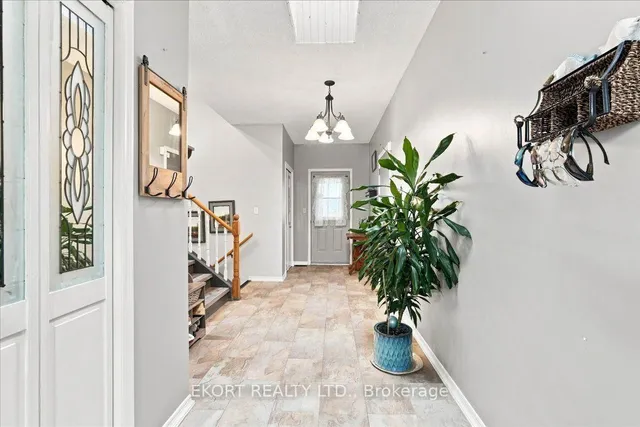 2433 62 Highway, Prince Edward County 5