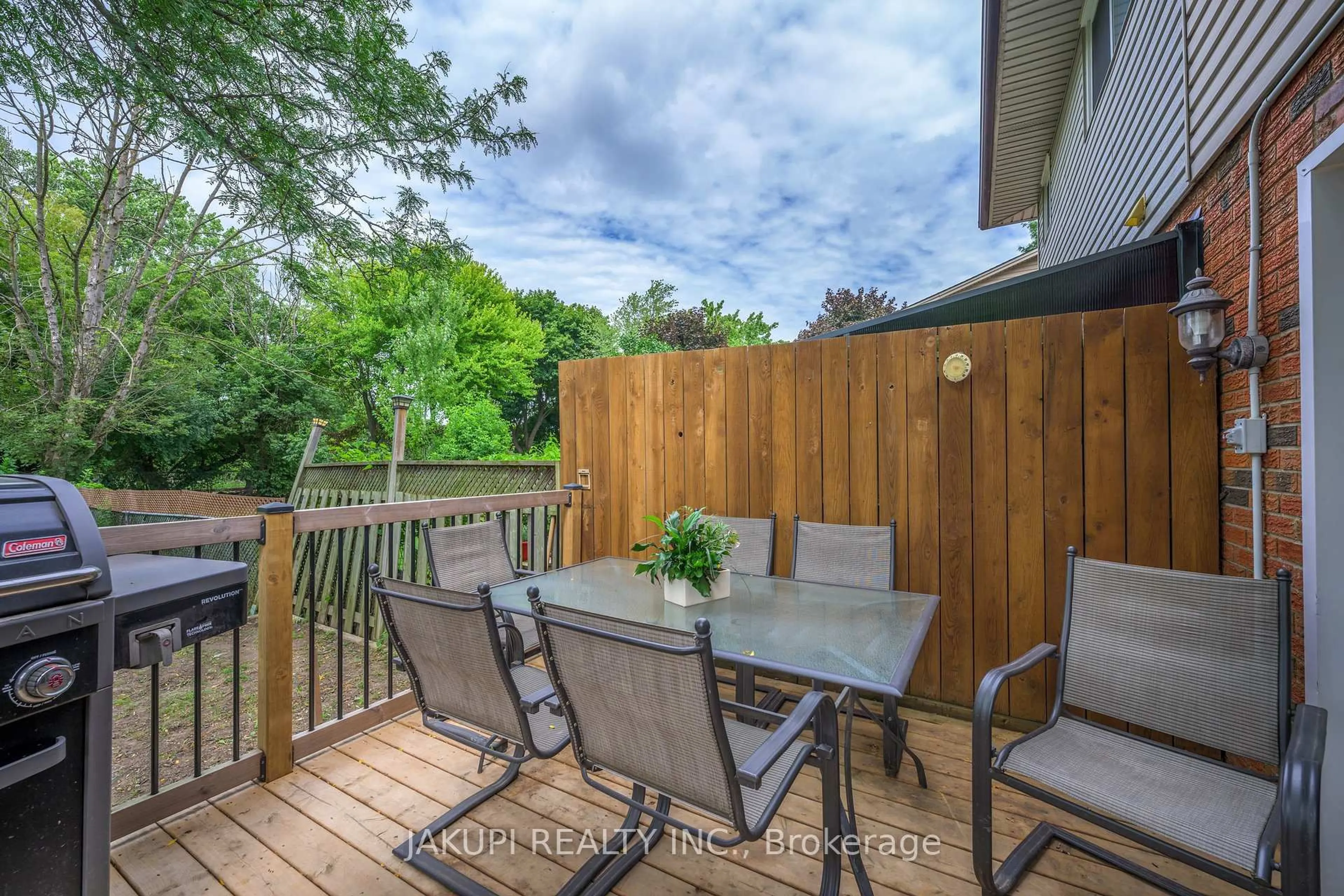 Patio, water/lake/river/ocean view for 152 Culver Cres, London East Ontario N5V 3G7