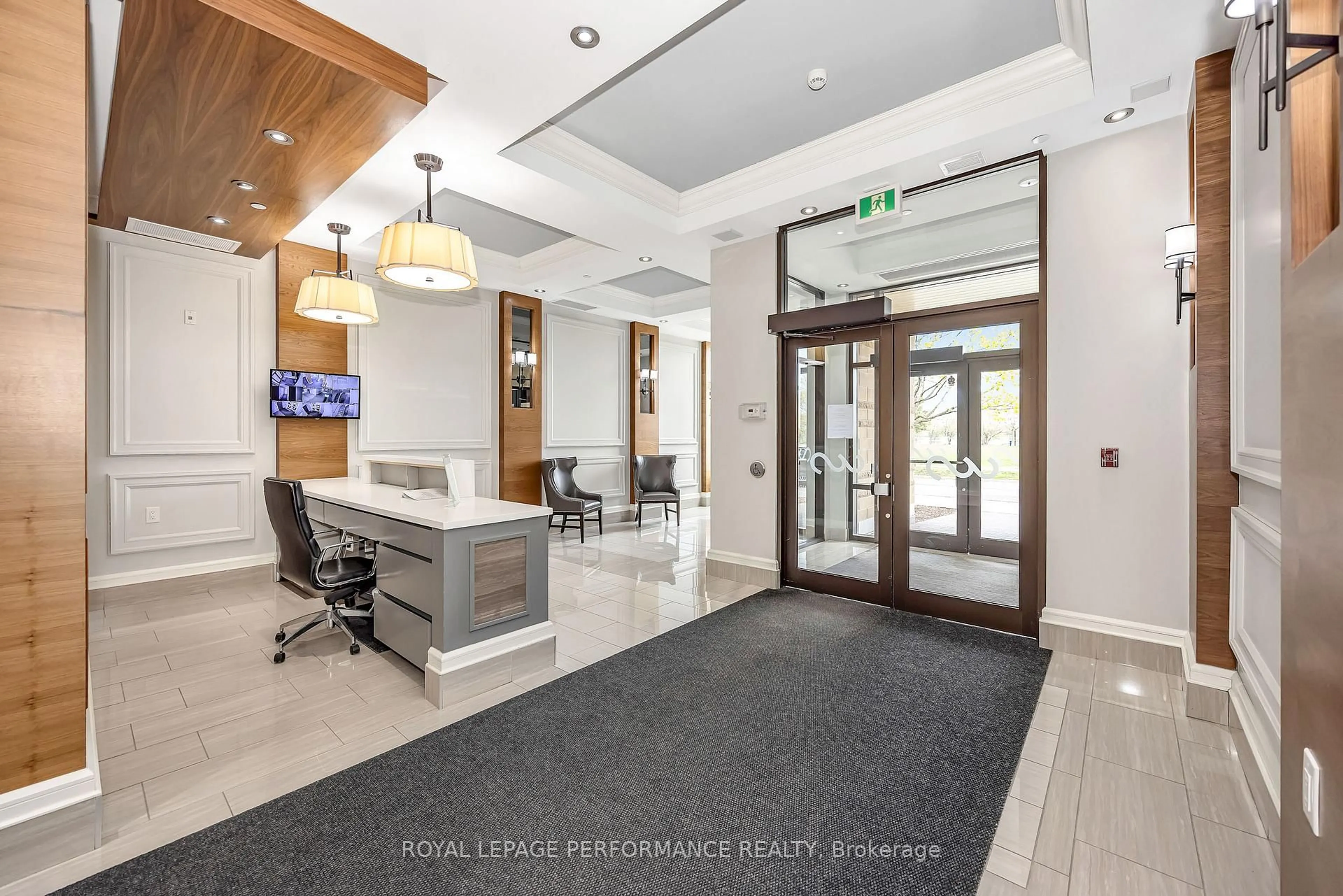 Indoor foyer for 316 Bruyere St #509, Ottawa Ontario K1N 0C3
