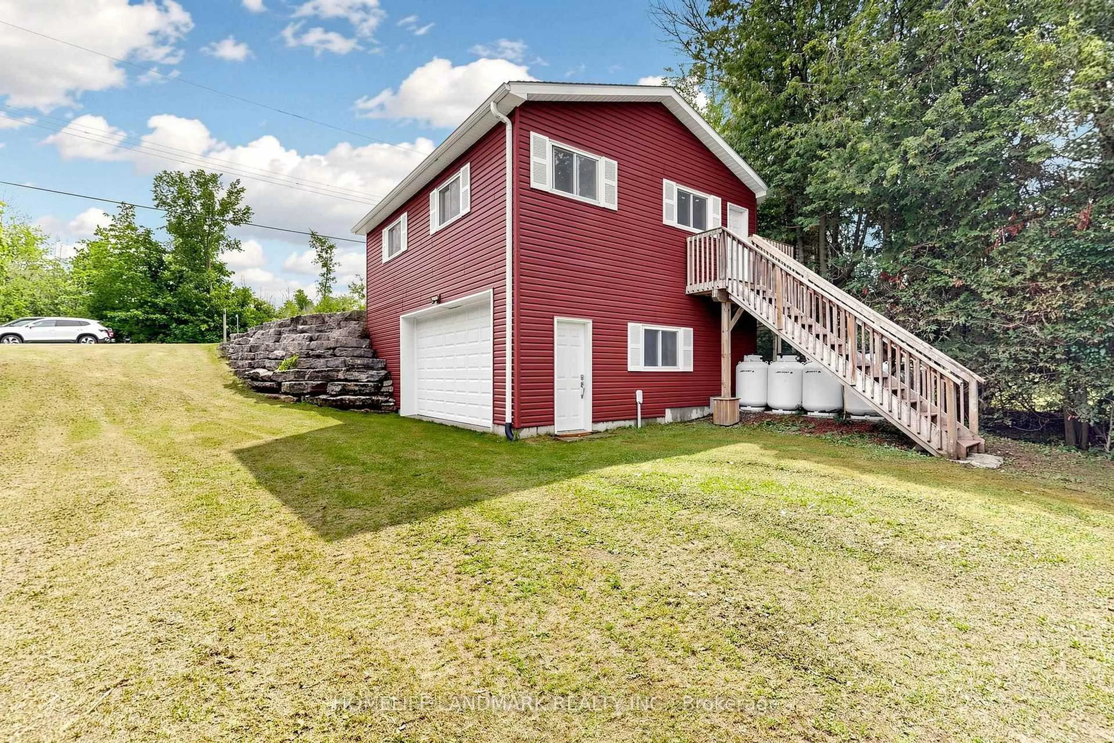 Home with vinyl exterior material, unknown for 111 Campbell Beach Rd, Kawartha Lakes Ontario L0K 1B0