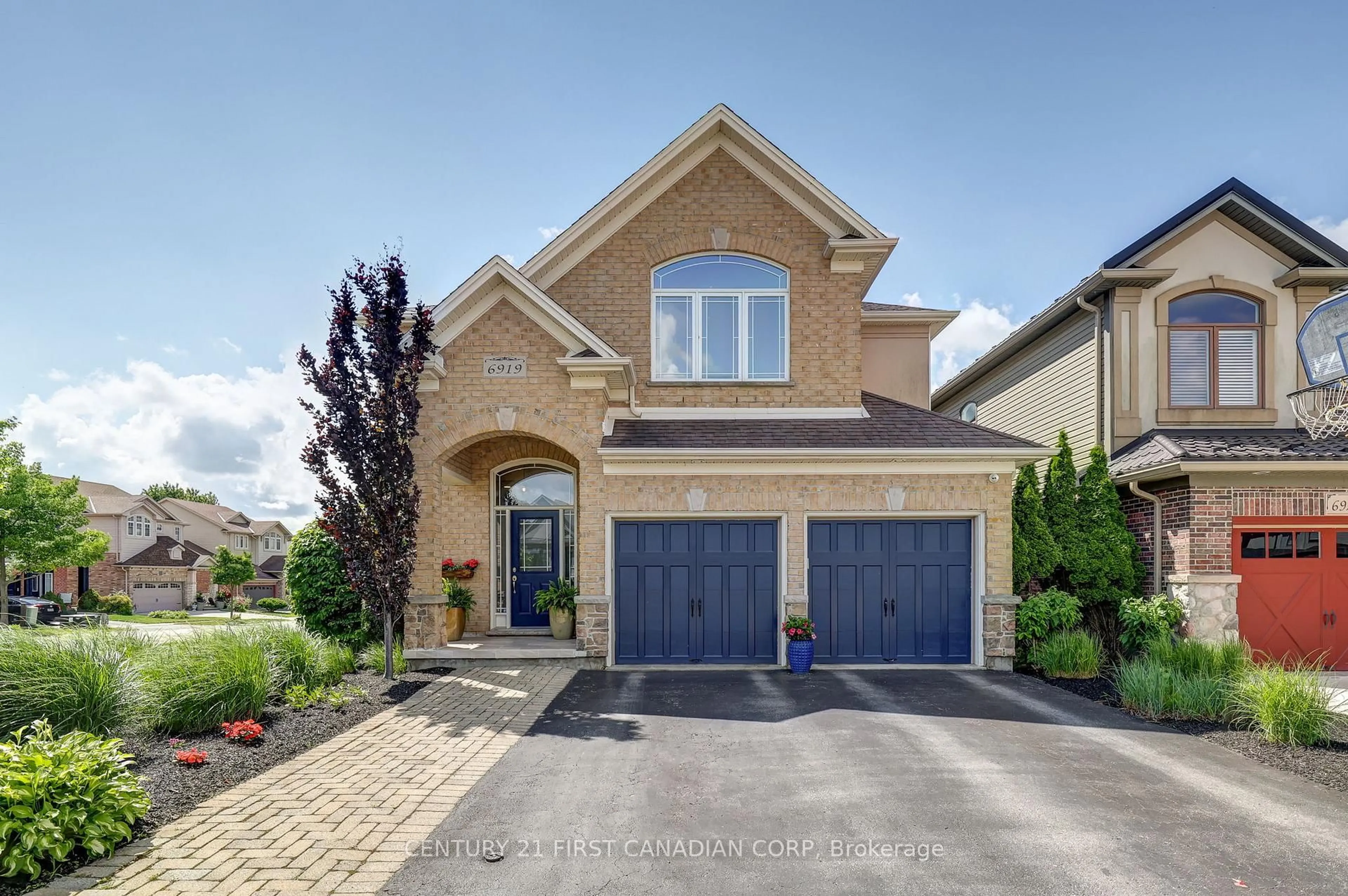 Home with brick exterior material, street for 6919 Raleigh Blvd, London South Ontario N6K 5B6