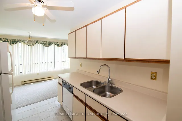 135 Base Line Rd #507, London South 5