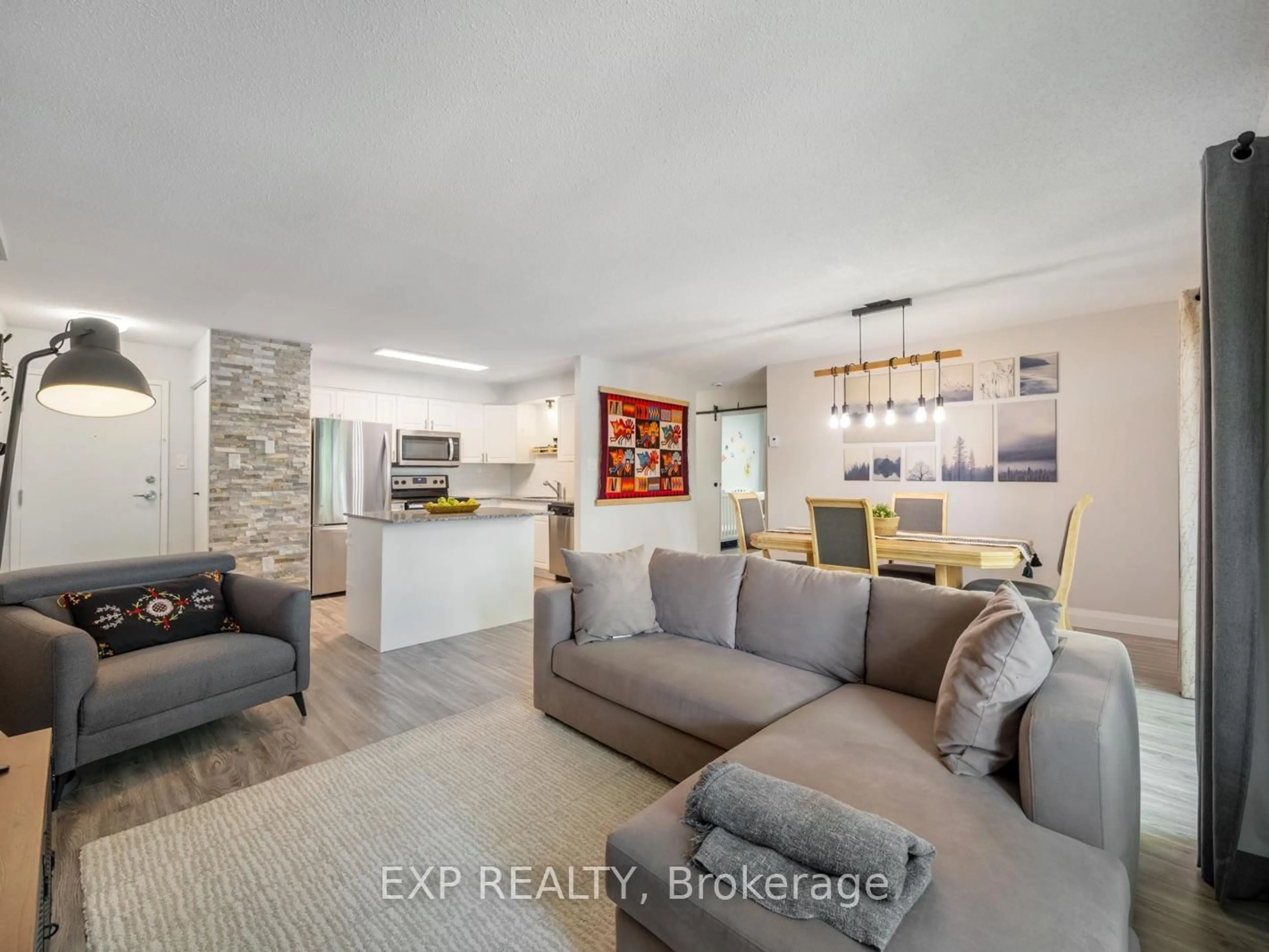 Living room with furniture, unknown for 276 Eiwo Crt #301, Waterloo Ontario N2K 3M6