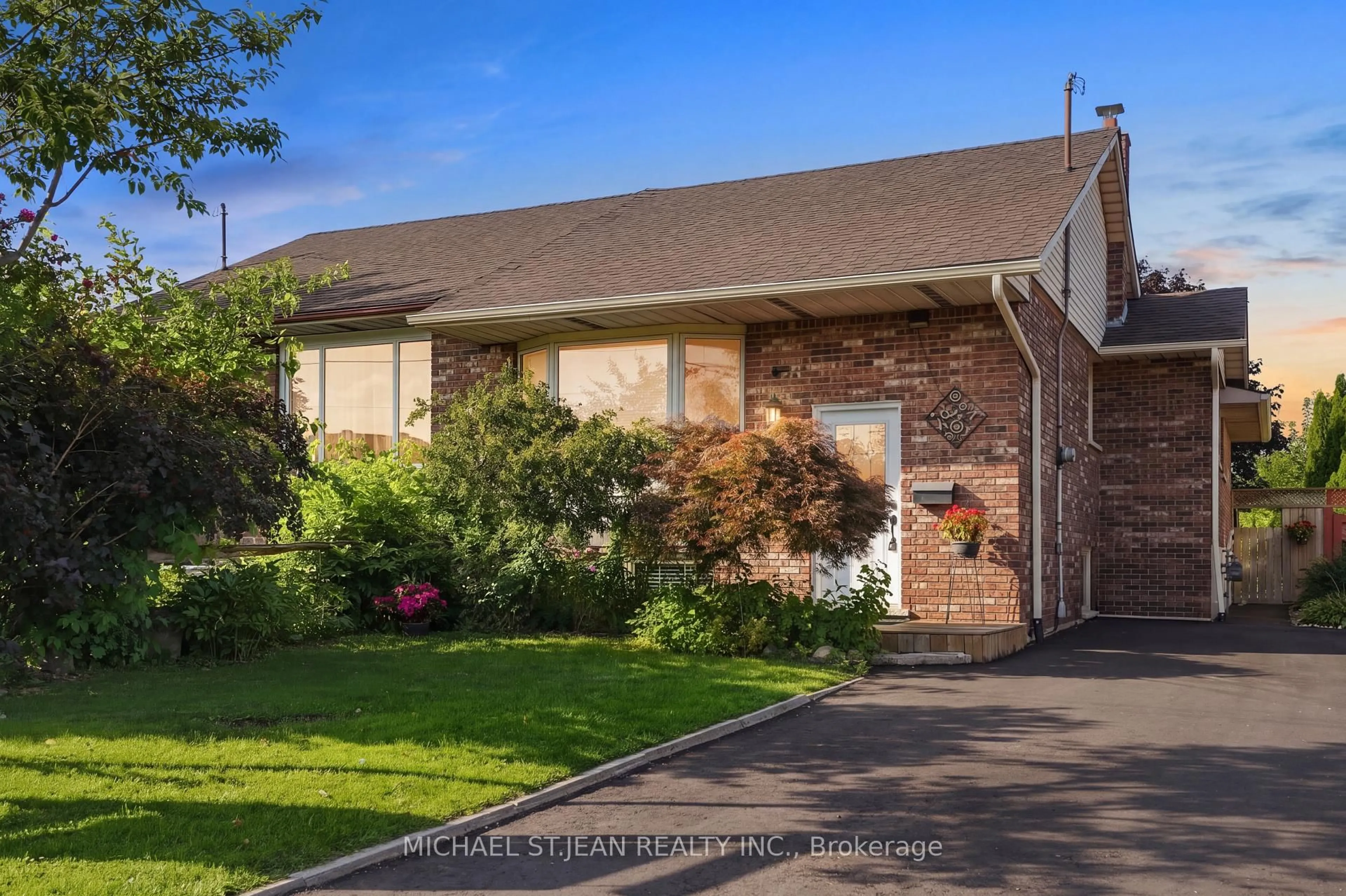 Home with brick exterior material, street for 50 Adis Ave, Hamilton Ontario L9C 6V3