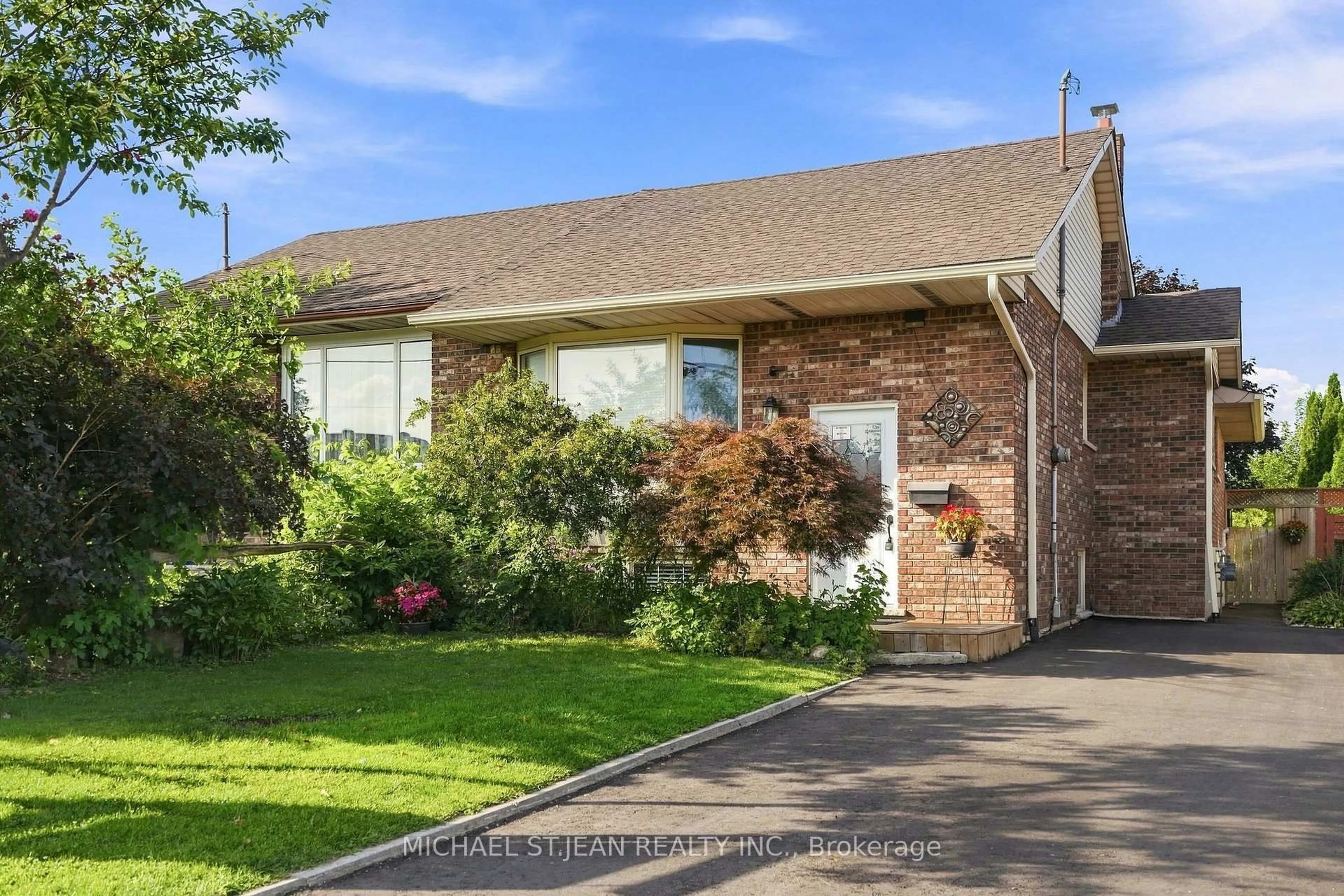 Home with brick exterior material, street for 50 Adis Ave, Hamilton Ontario L9C 6V3