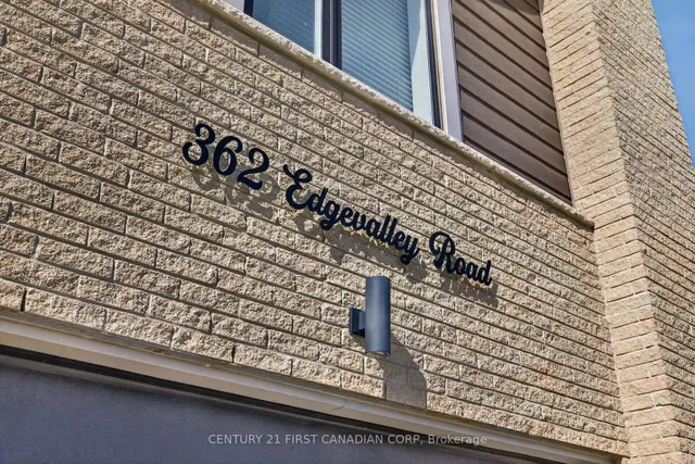362 Edgevalley Rd, London East 3