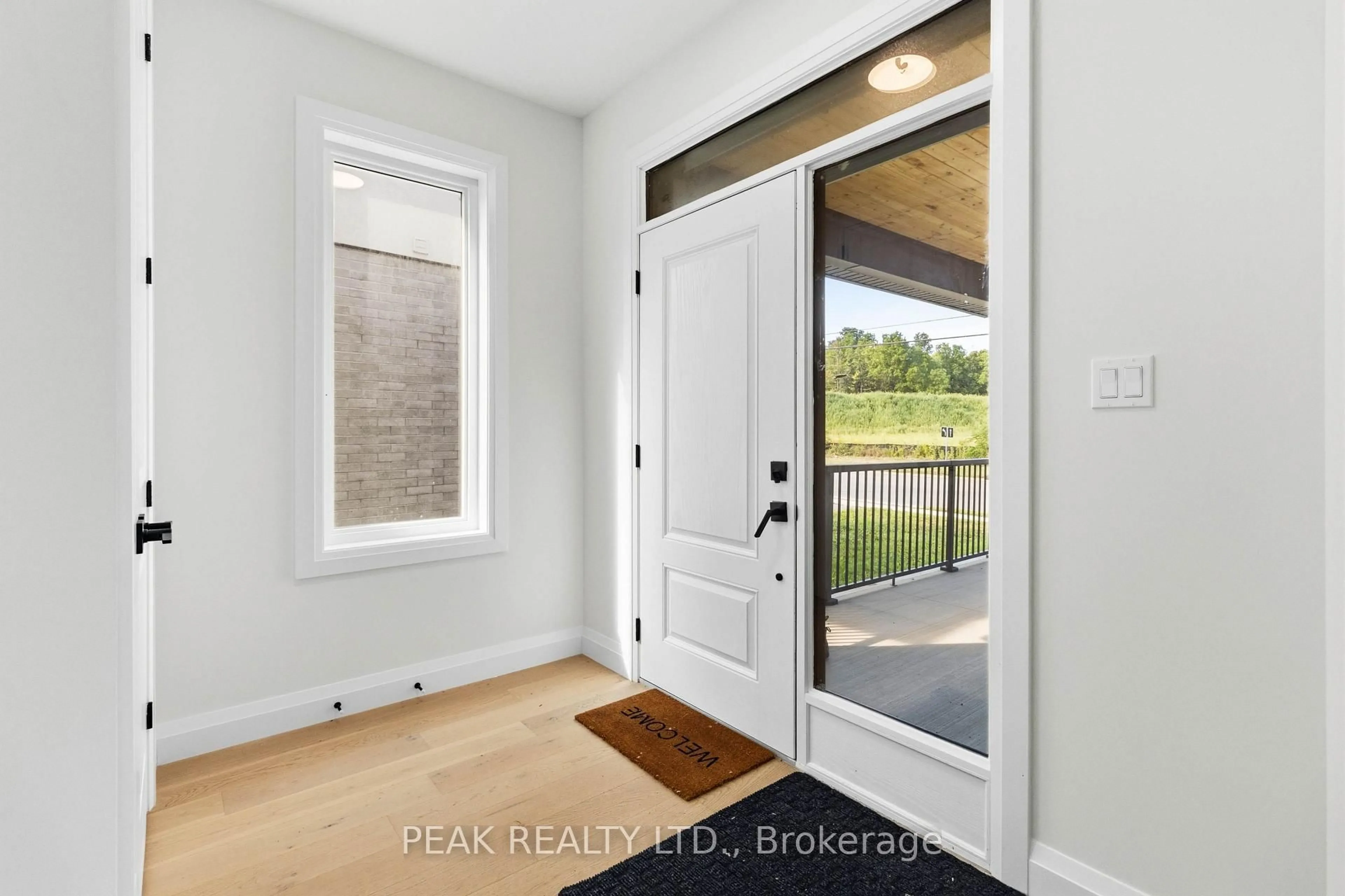 Indoor entryway for 232 Mount Pleasant St, Brantford Ontario N3T 1V1