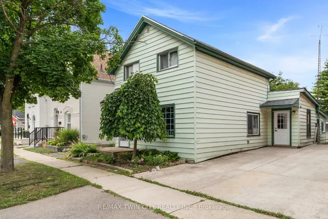 126 Cayuga St, Brantford 5