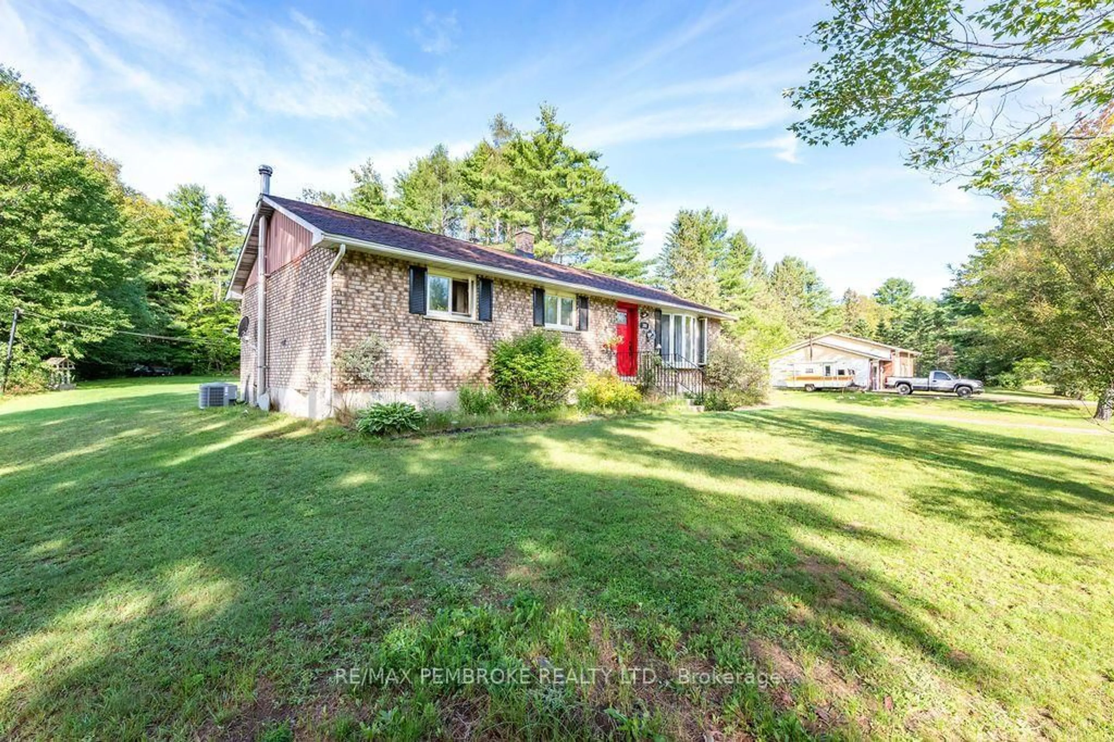 A pic from outside/outdoor area/front of a property/back of a property/a pic from drone, unknown for 393 Biggs Rd, Petawawa Ontario K8A 6W7