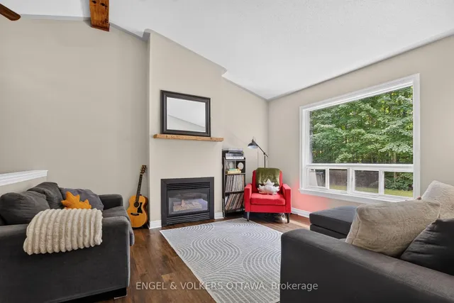 1027 Glenashton Rd, Ashton 5