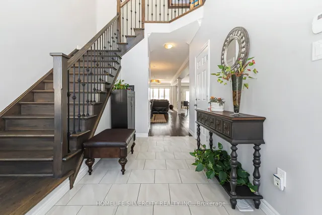 153 Medici Lane, Hamilton 5