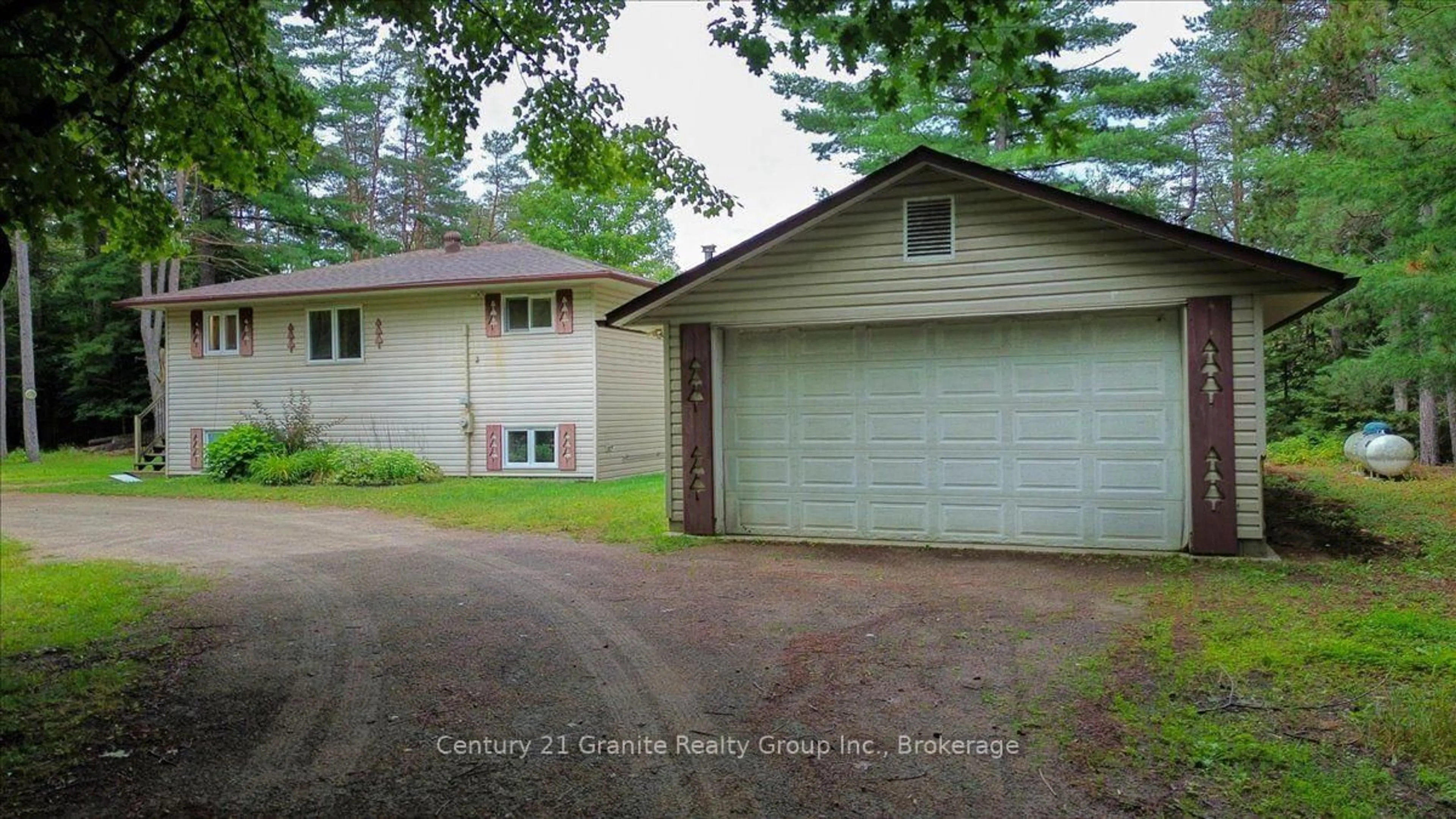 Unknown for 32 Firehall Lane, Bancroft Ontario K0L 1C0