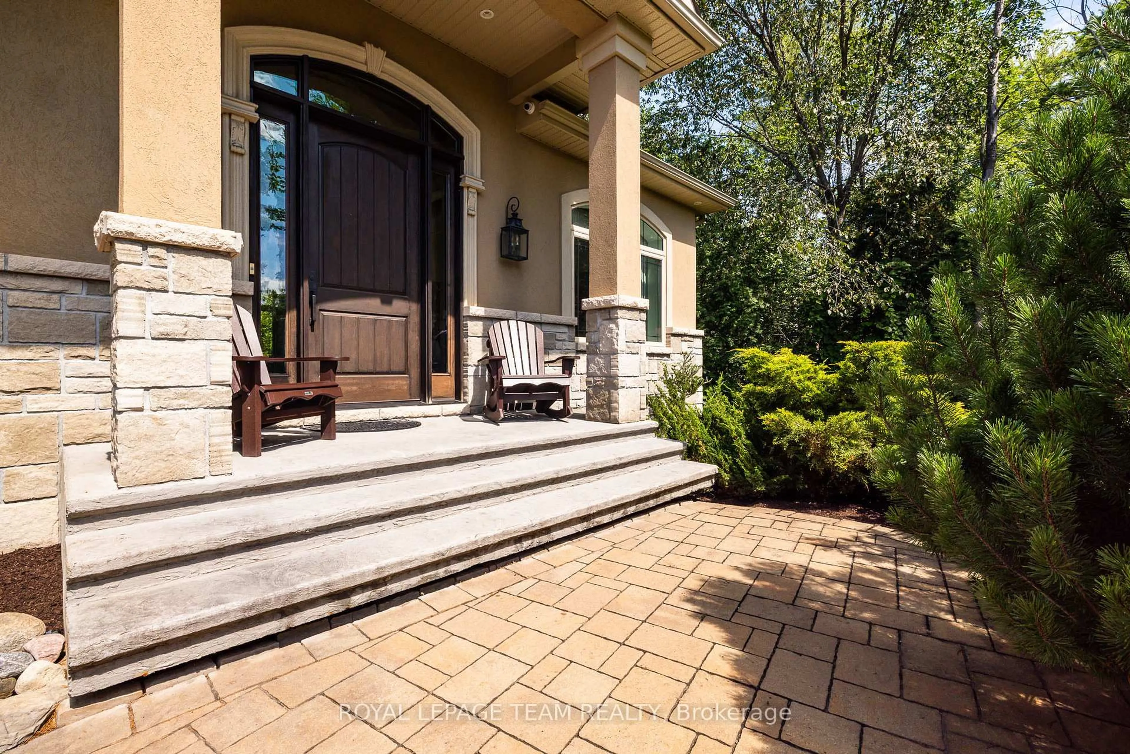 Patio, street for 1517 Monaghan Lane, Ottawa Ontario K2W 1B4