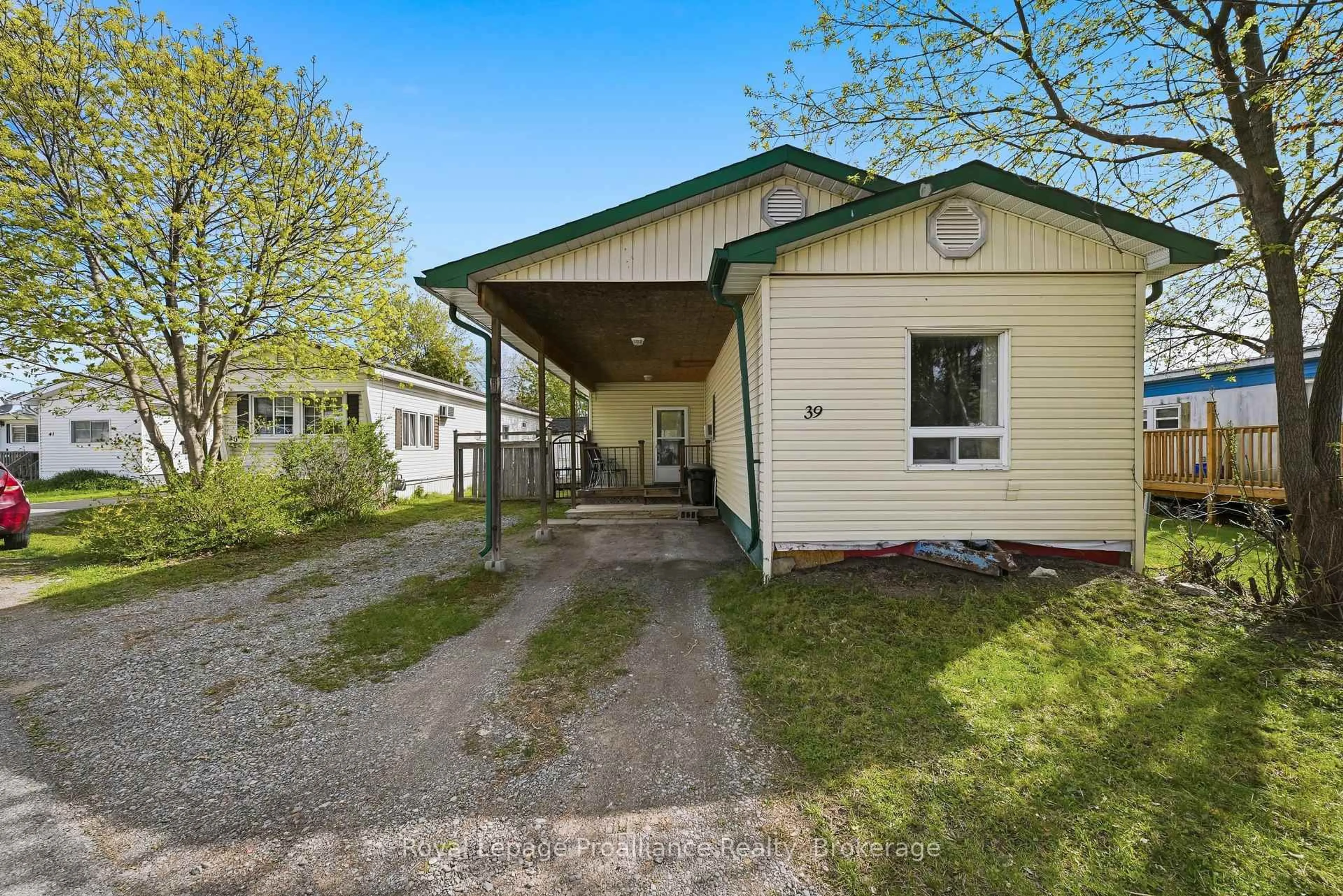 Unknown for 63 Whites Rd #39, Quinte West Ontario K8V 5P5