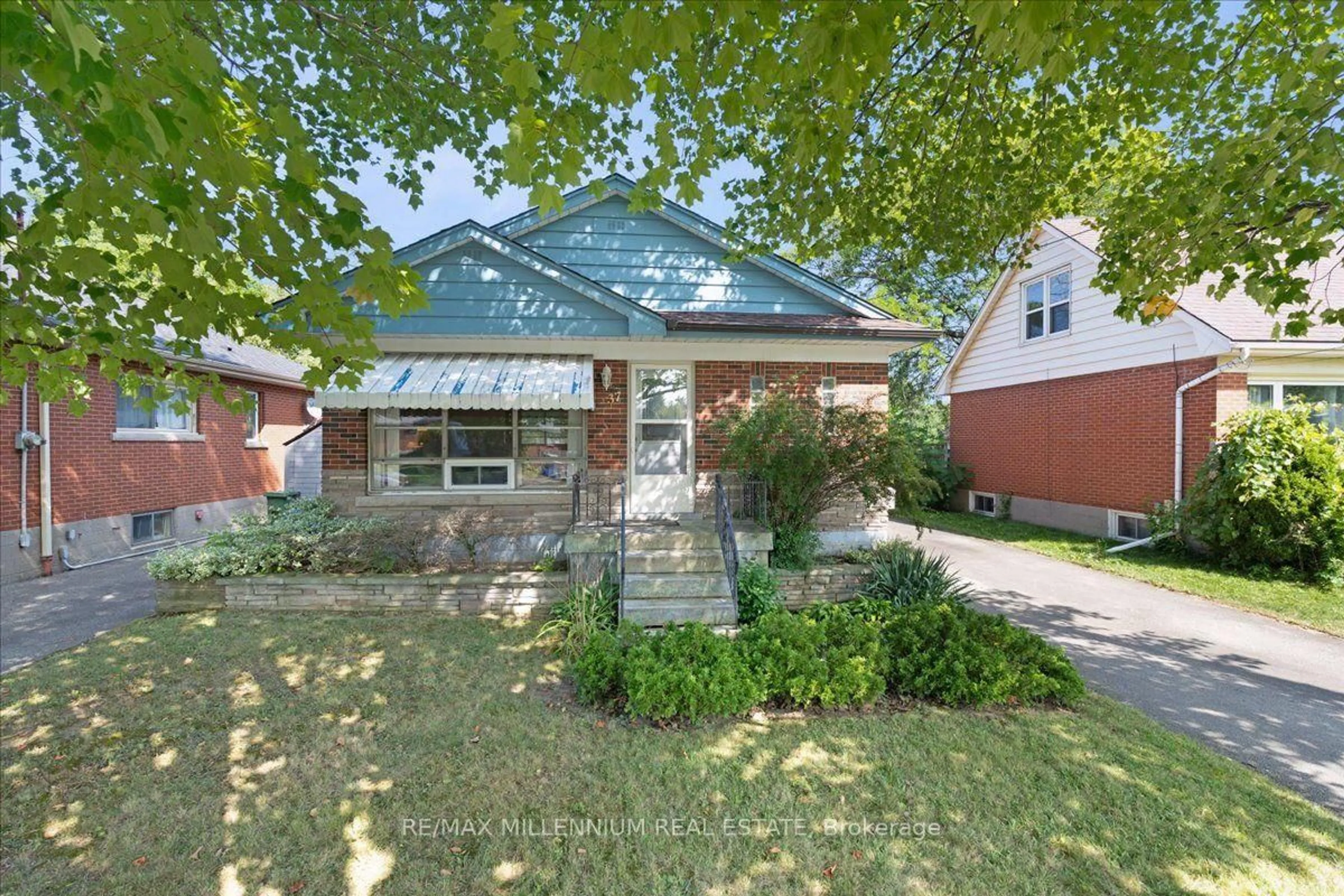 Home with brick exterior material, street for 37 Radford St, Hamilton Ontario L8S 3E5