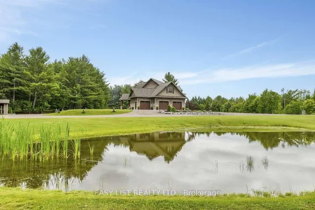 2882 B Line Rd, Pembroke 2