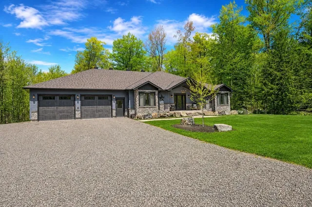 1068 Xavier St, Gravenhurst 2