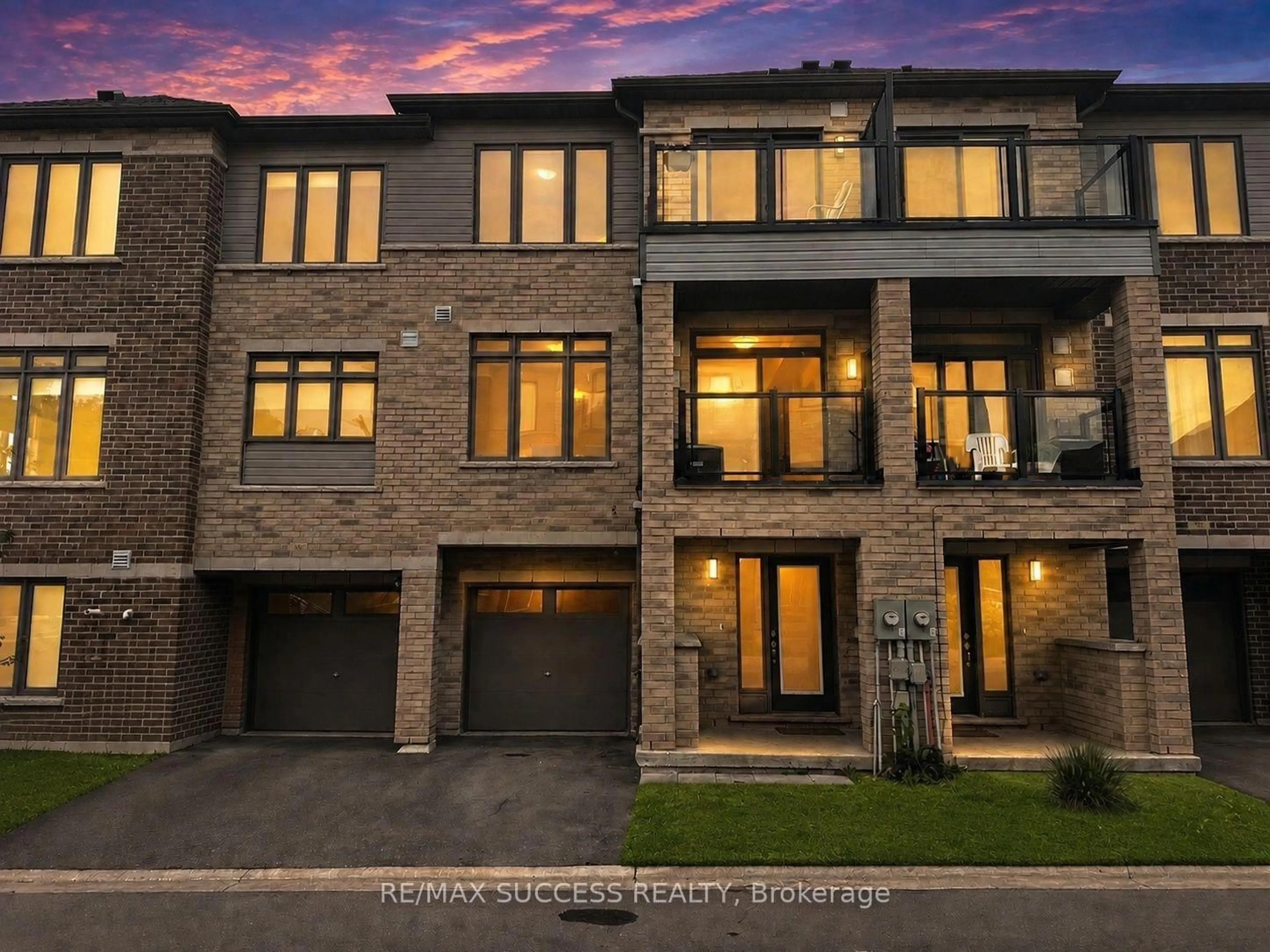 Home with brick exterior material, street for 585 Colborne St #502, Brantford Ontario N3S 0K4