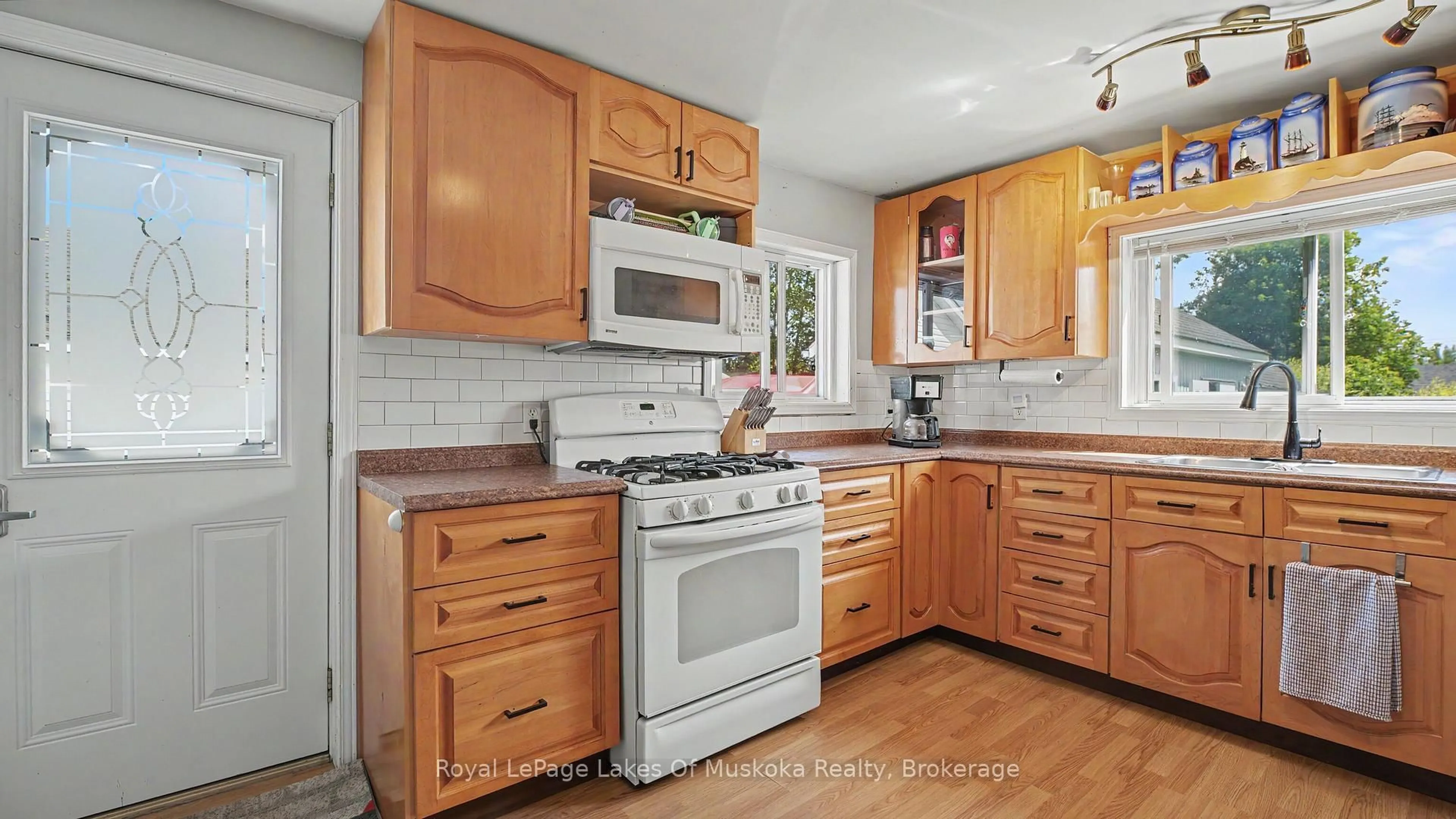 Standard kitchen, unknown for 7 Maple St, South River Ontario P0A 1X0