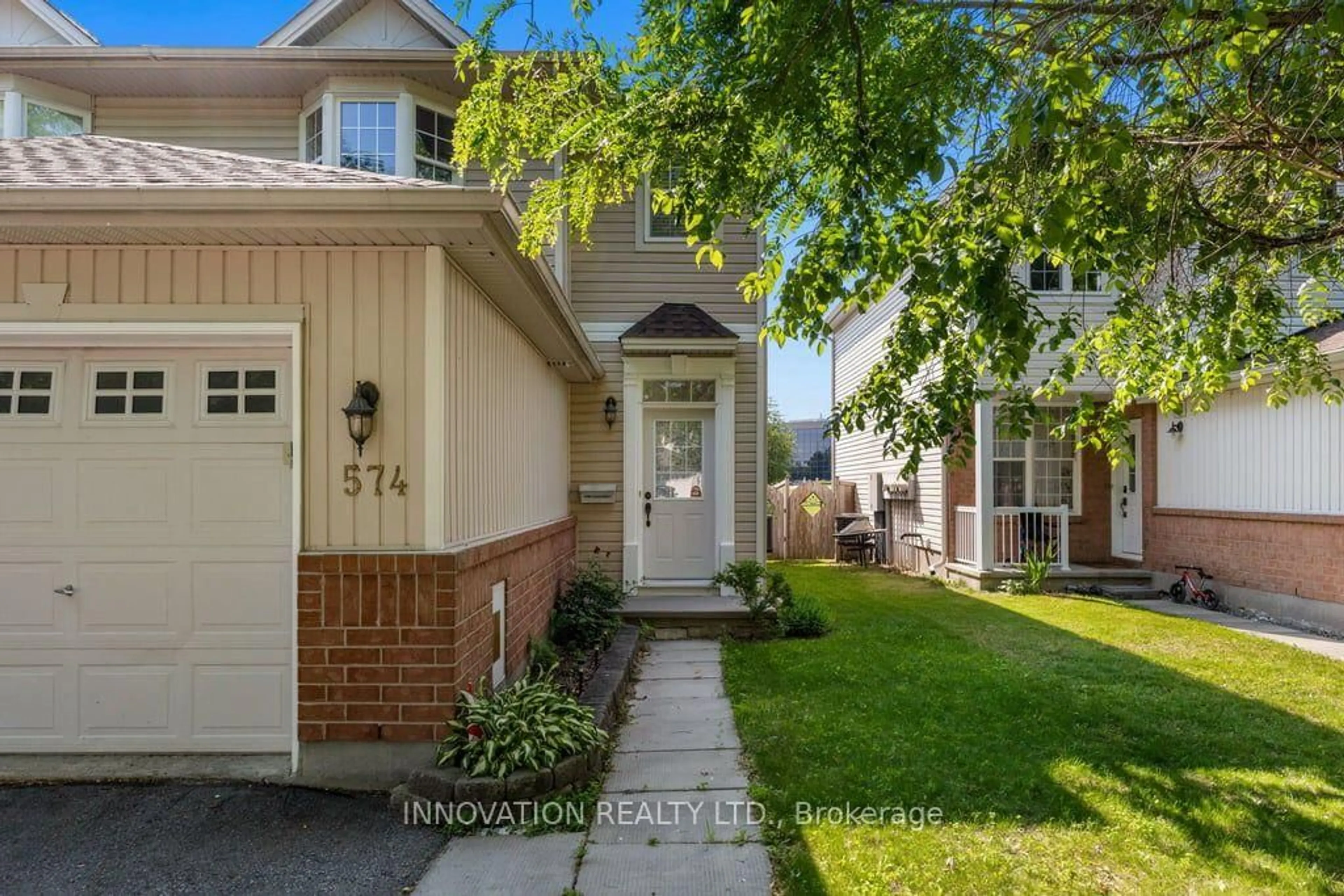Unknown for 574 Aberfoyle Circ, Ottawa Ontario K2K 3R3
