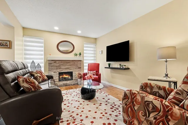 16 Streamwood Lane, Ottawa 5