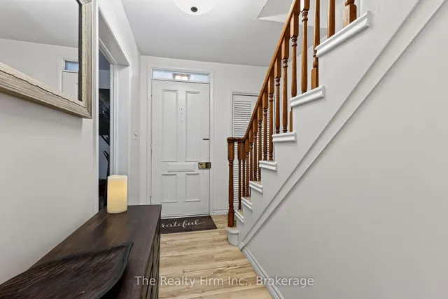 652 Miller St, Woodstock 5
