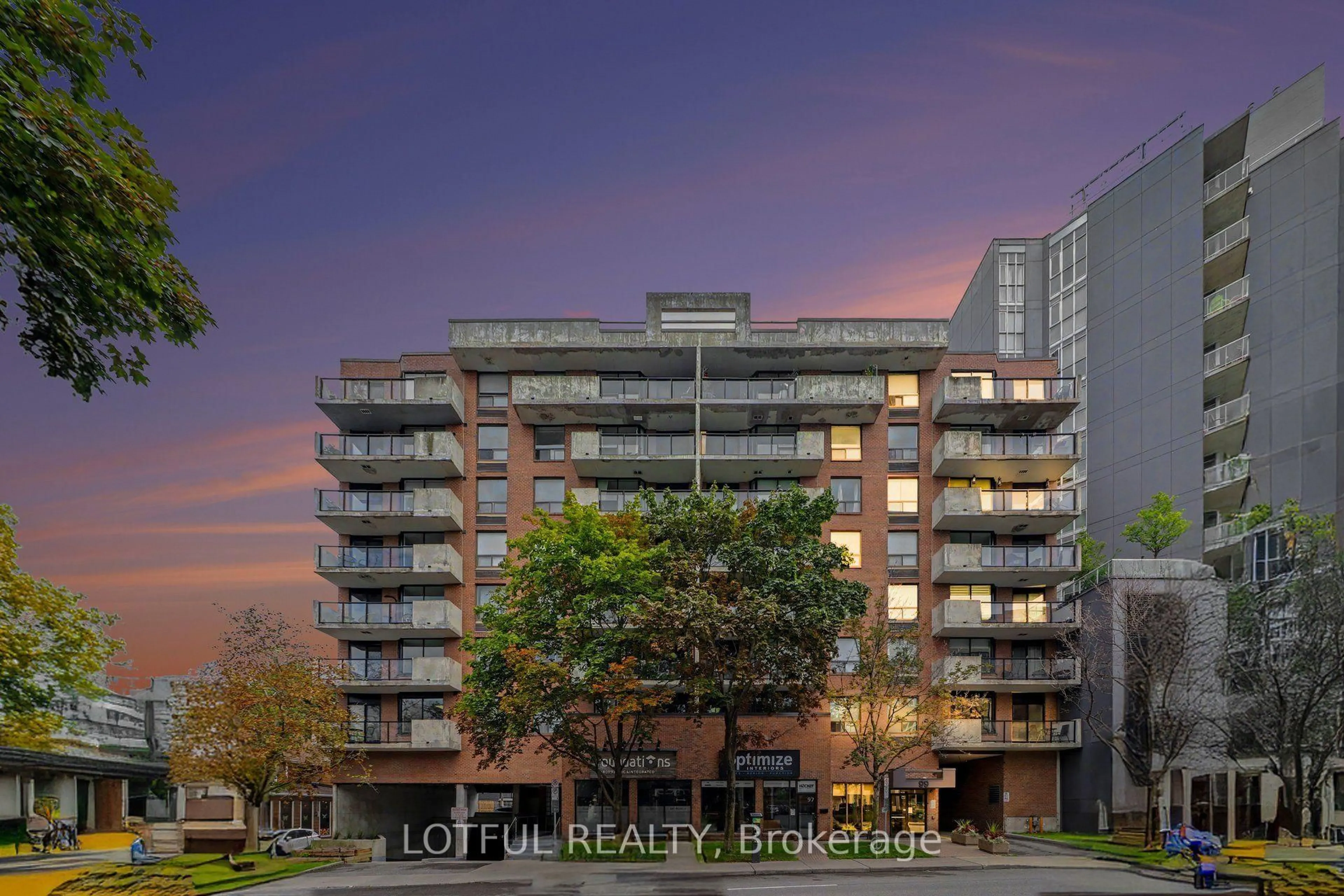 A pic from outside/outdoor area/front of a property/back of a property/a pic from drone, unknown for 99 Holland Ave #605, Ottawa Ontario K1Y 0Y1