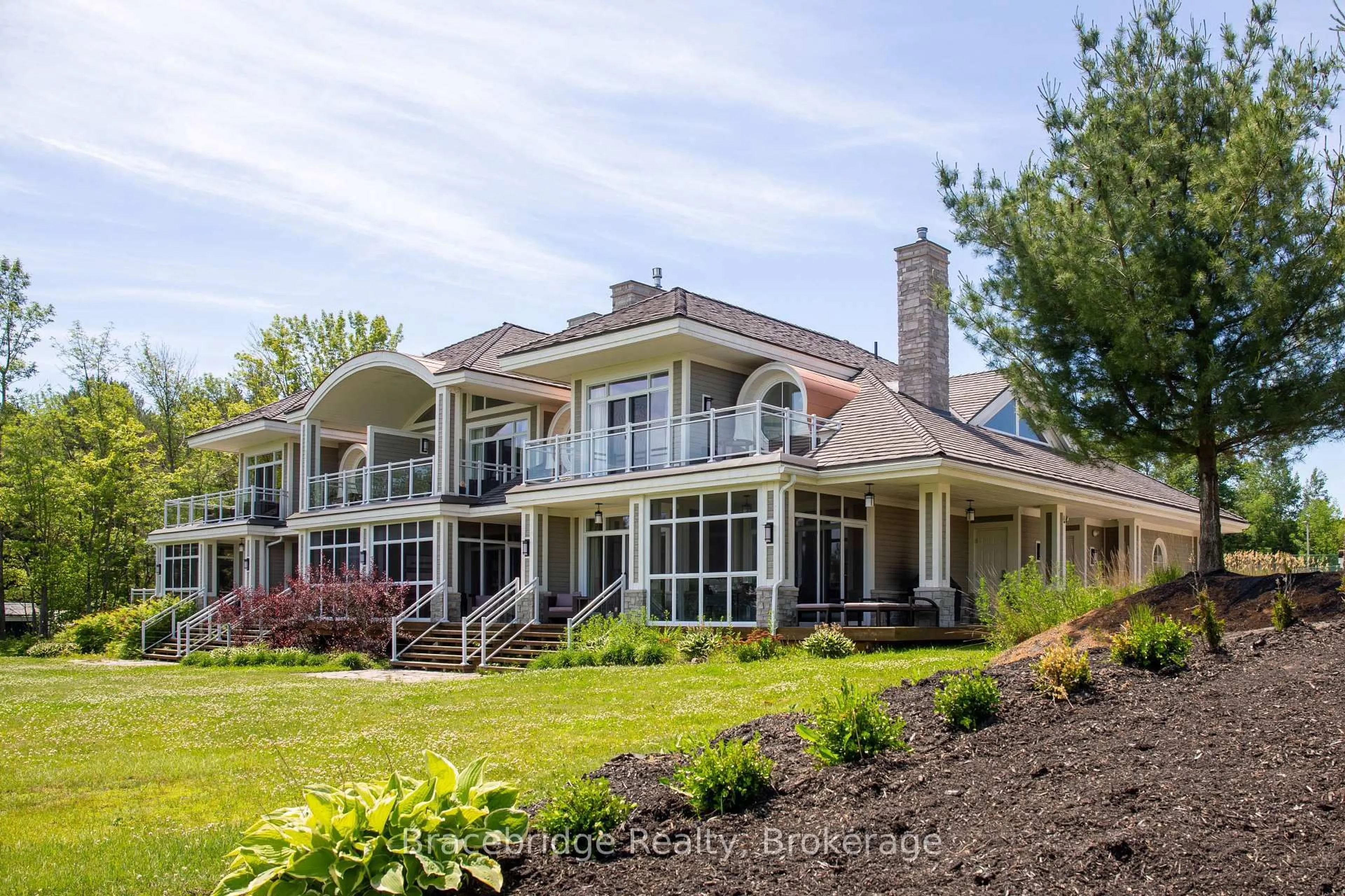 Unknown for 1869 Muskoka Road 118 Highway #G103-D1, Muskoka Lakes Ontario P1L 1W8