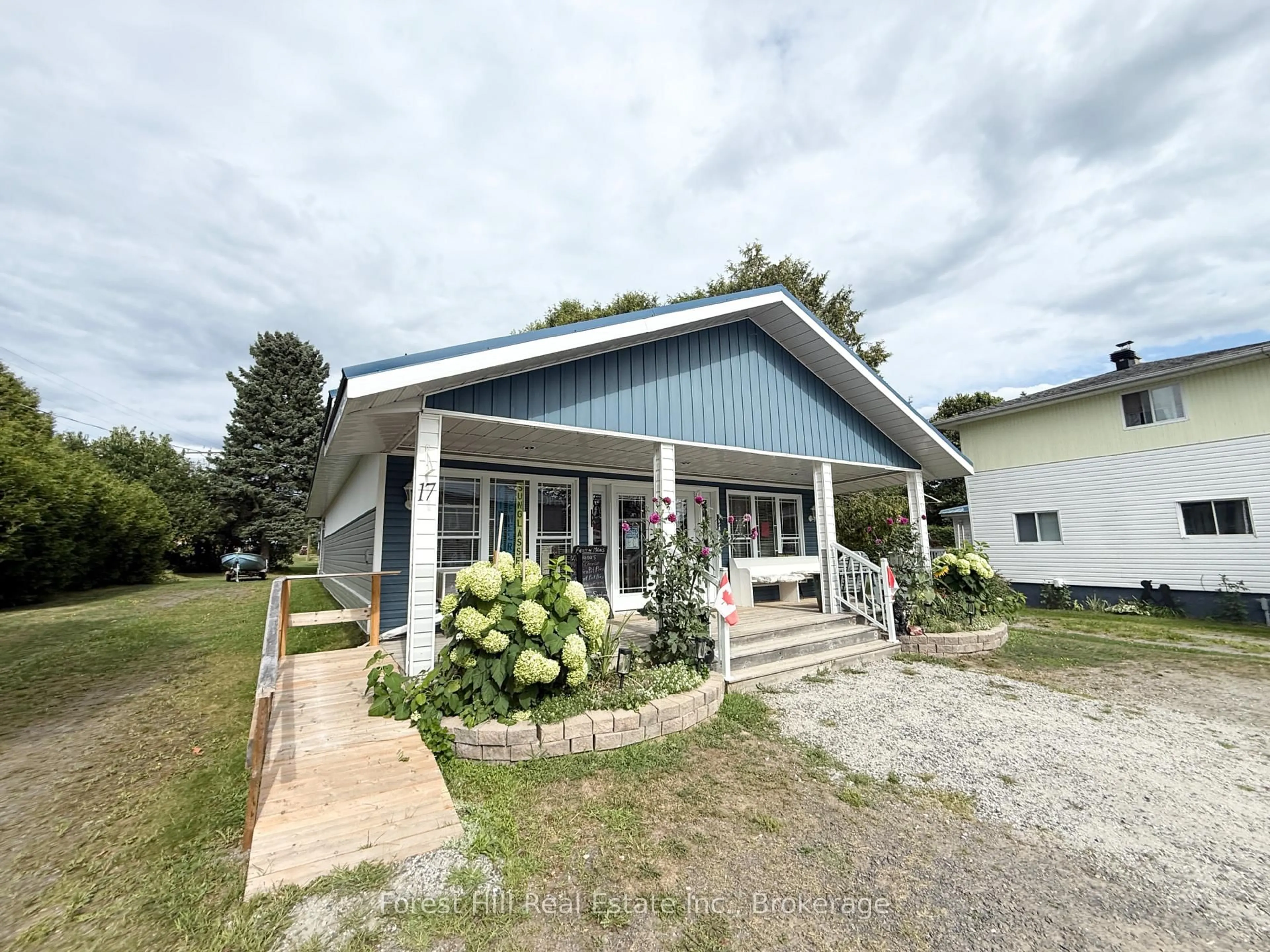 Unknown for 17 Davis Dr, Parry Sound Remote Area Ontario P0H 1Y0