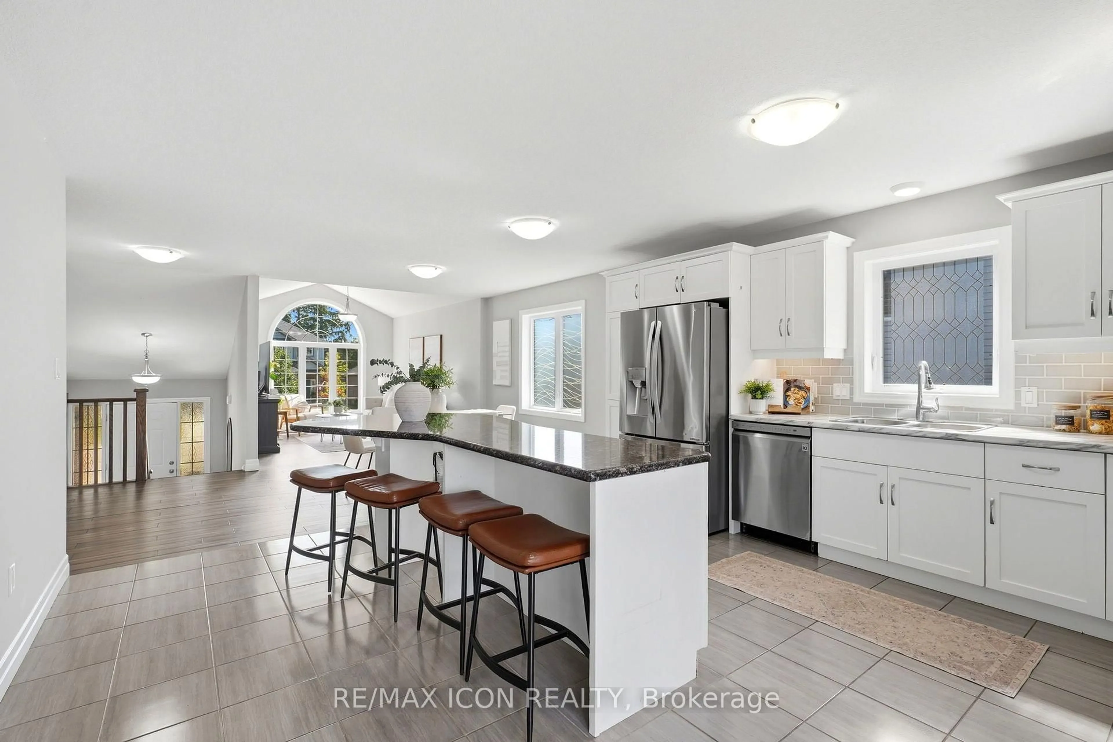 Open concept kitchen, ceramic/tile floor for 146 Jacob St, East Zorra-Tavistock Ontario N0B 2R0