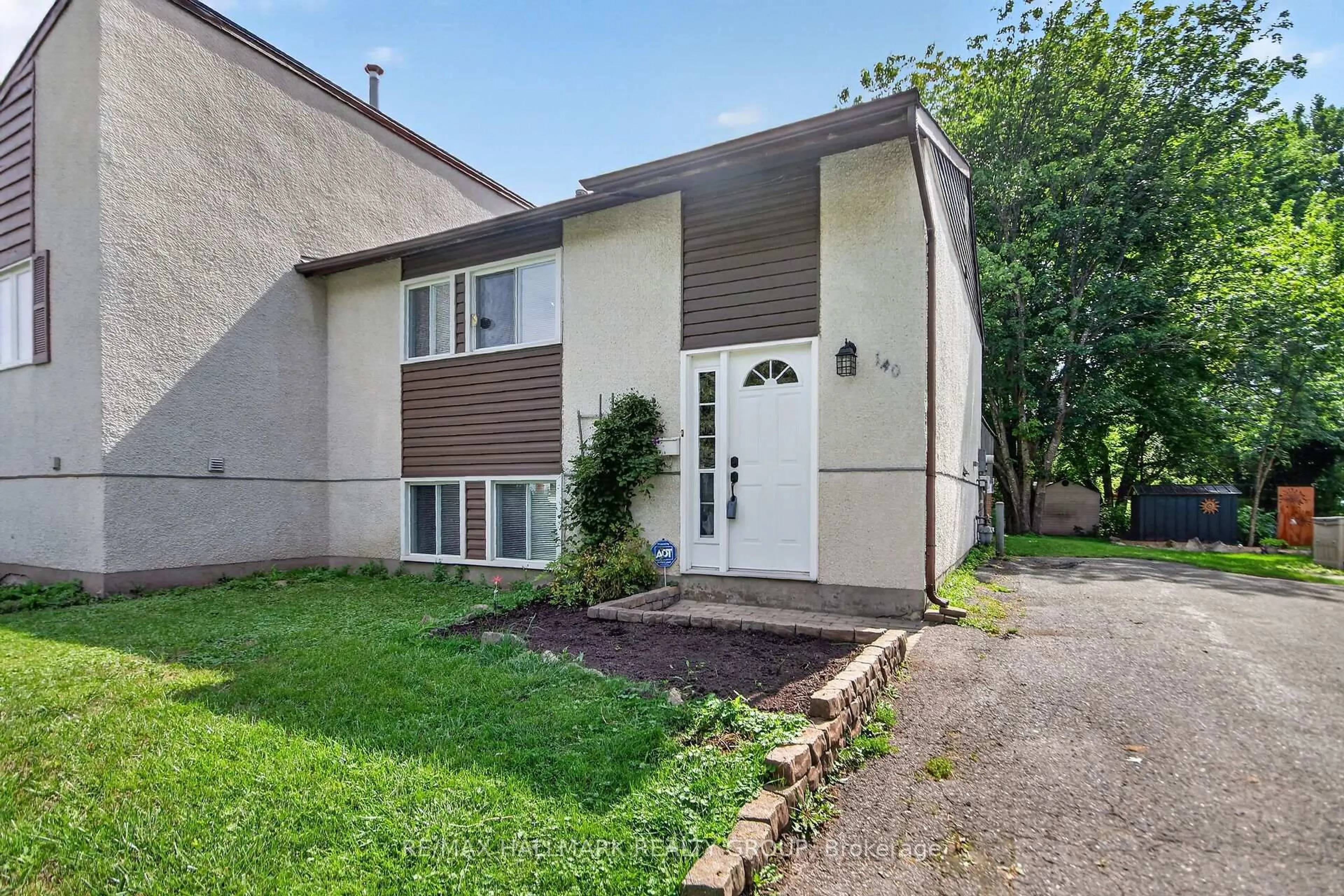 Unknown for 140 Rothesay Dr, Ottawa Ontario K2L 1P1