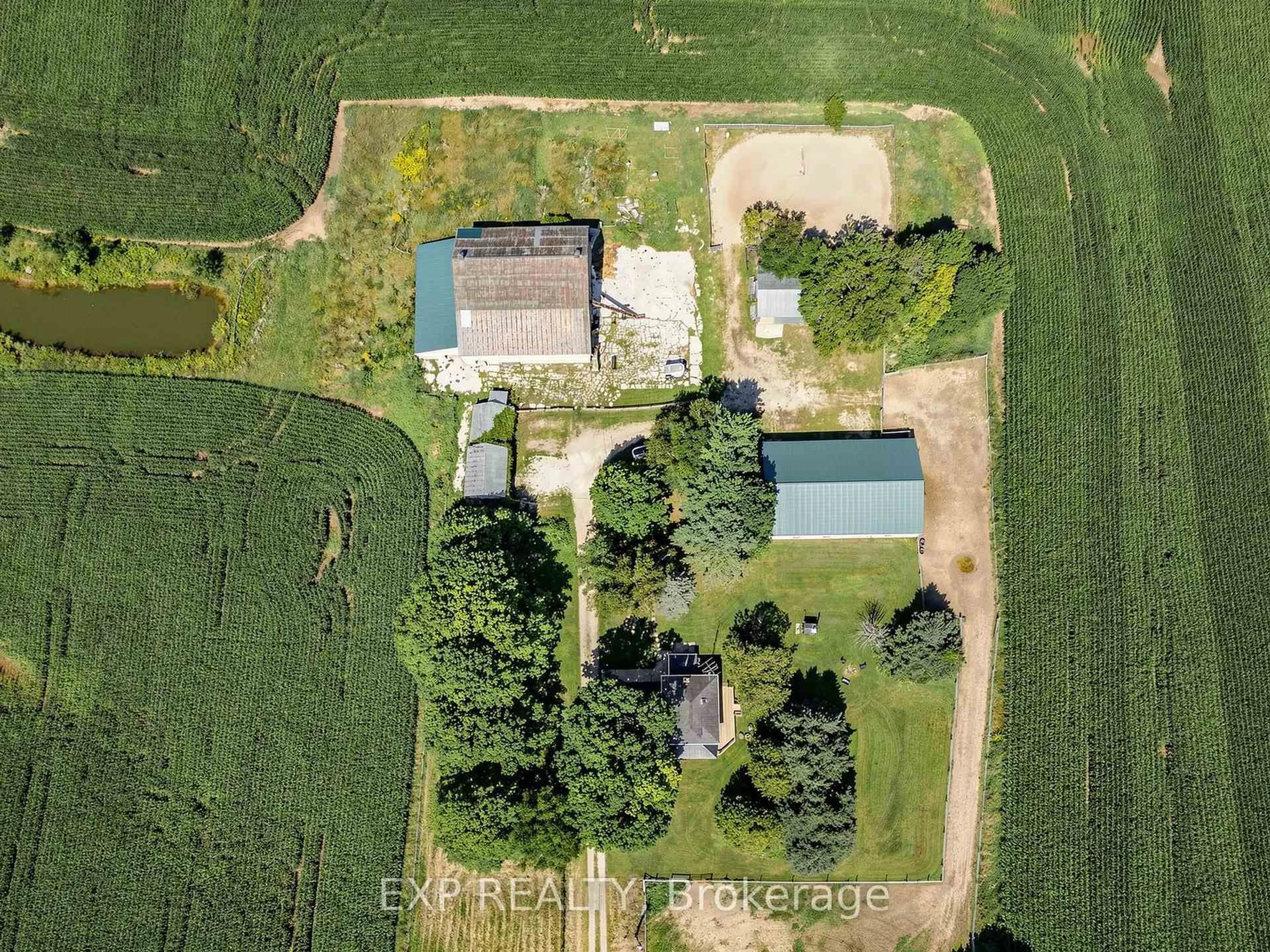 A pic from outside/outdoor area/front of a property/back of a property/a pic from drone, building for 430254 Sydenham-Lakeshore Dr, Meaford Ontario N0H 1B0