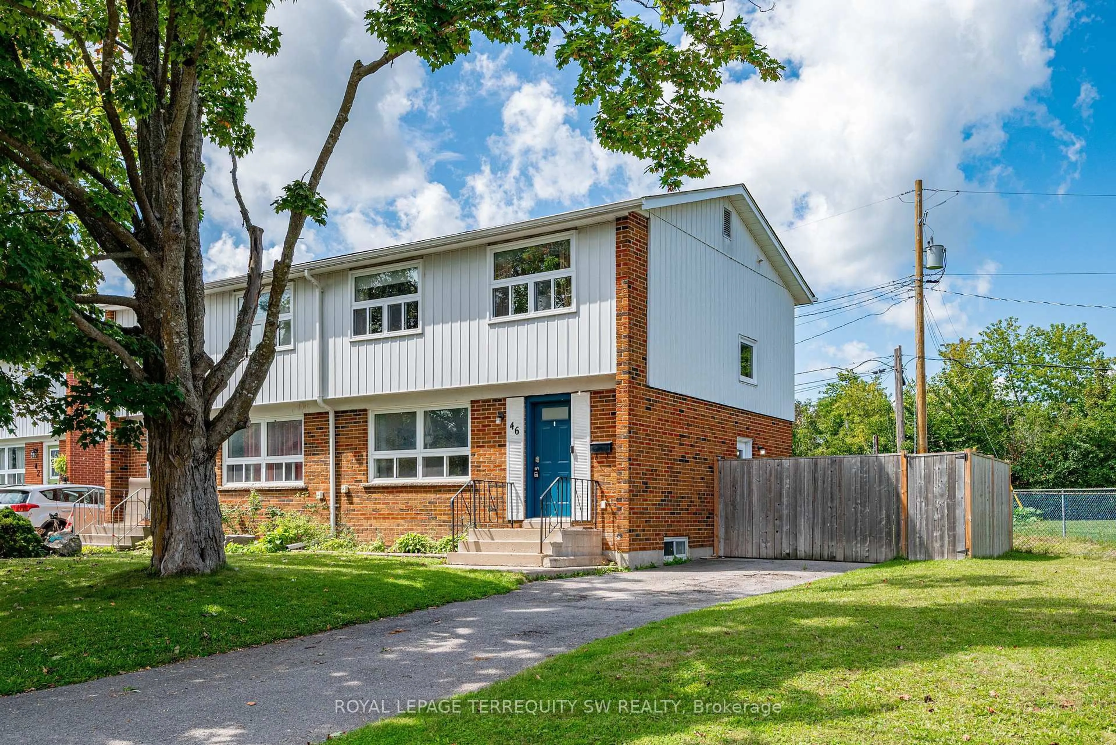 Home with brick exterior material, street for 46 Northlin Park Rd, Kawartha Lakes Ontario K9V 4P4