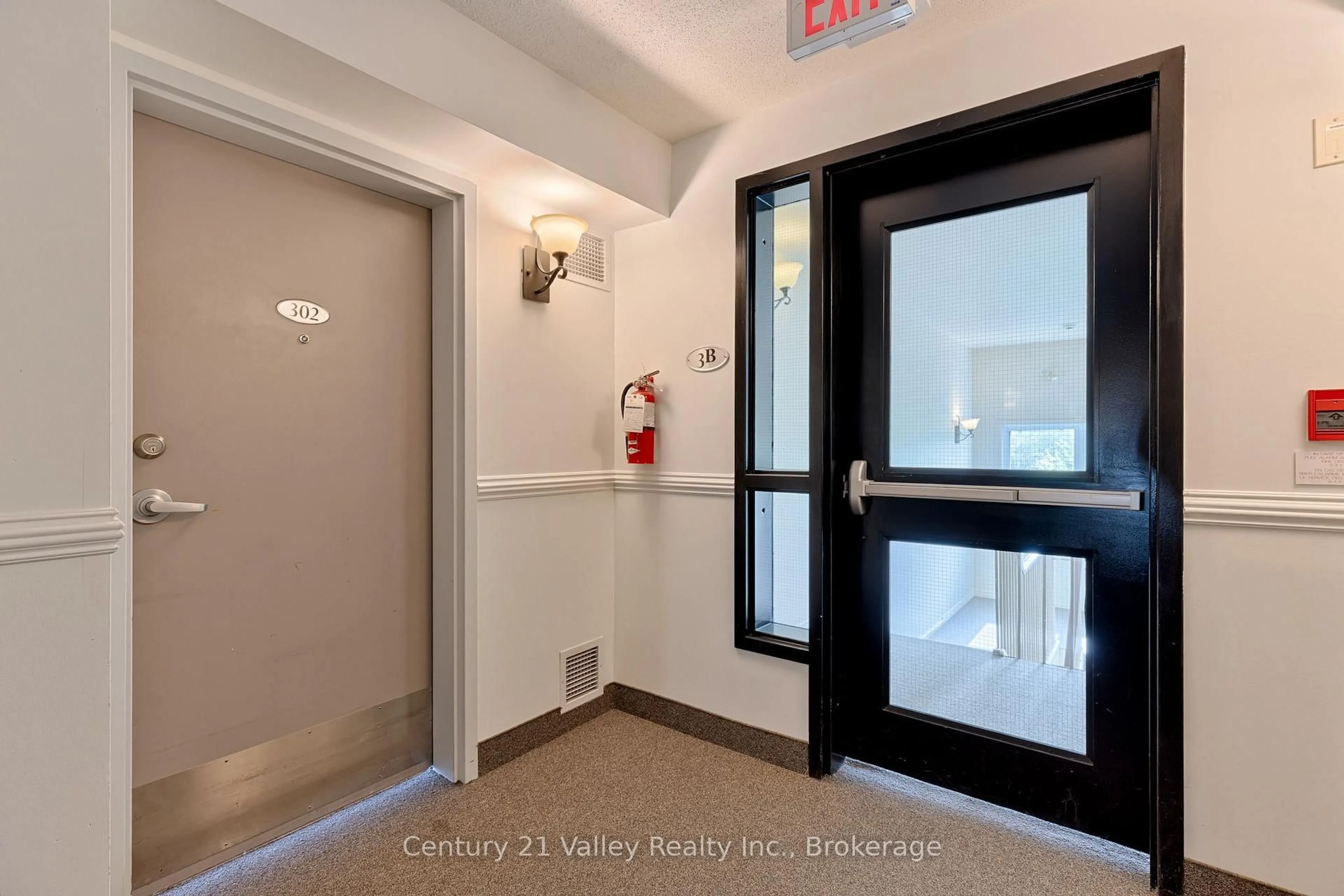 Indoor entryway for 16 Sheffield St #302, Arnprior Ontario K7S 0A2