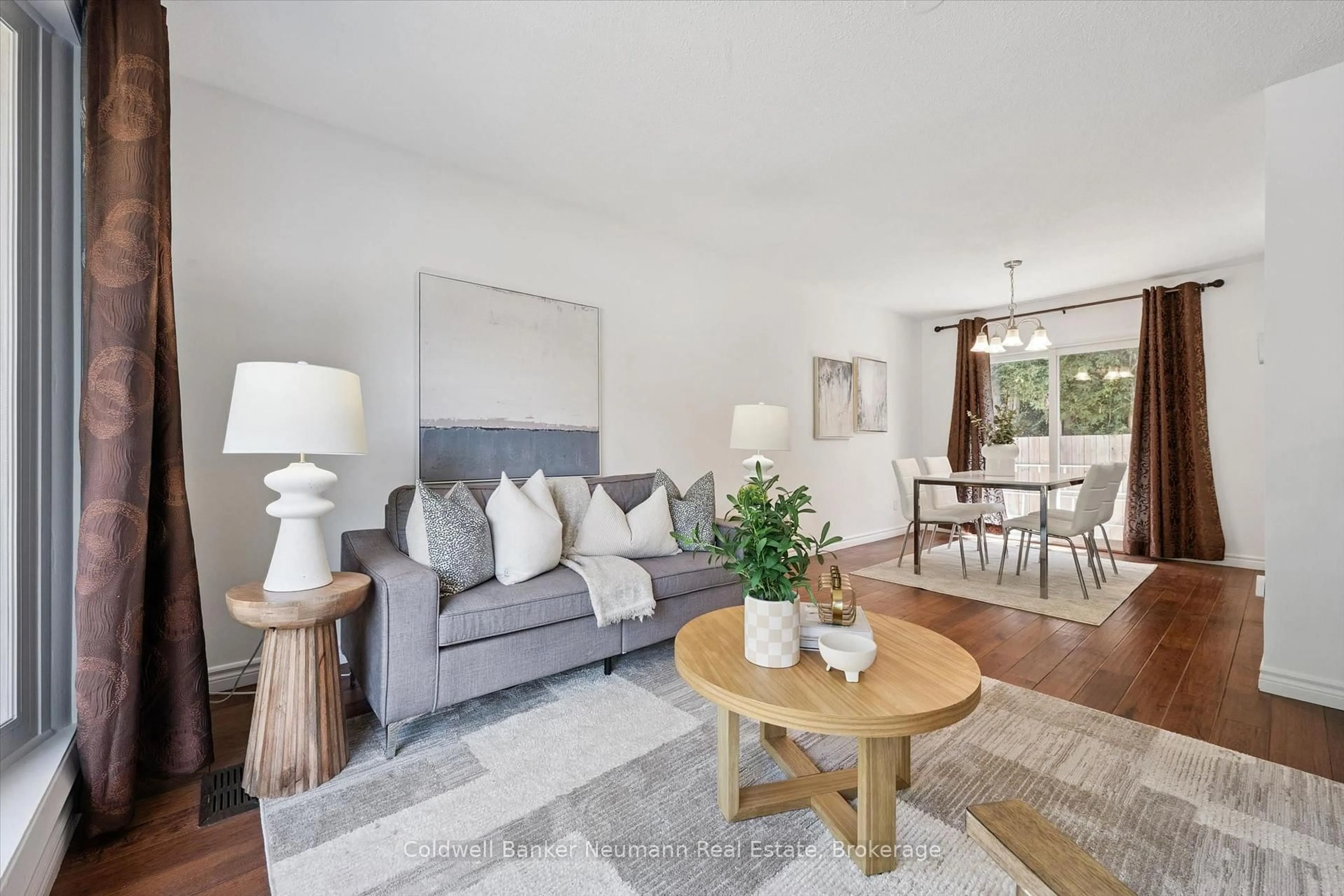 Living room with furniture, unknown for 3 Meadow Cres, Guelph Ontario N1H 6V1