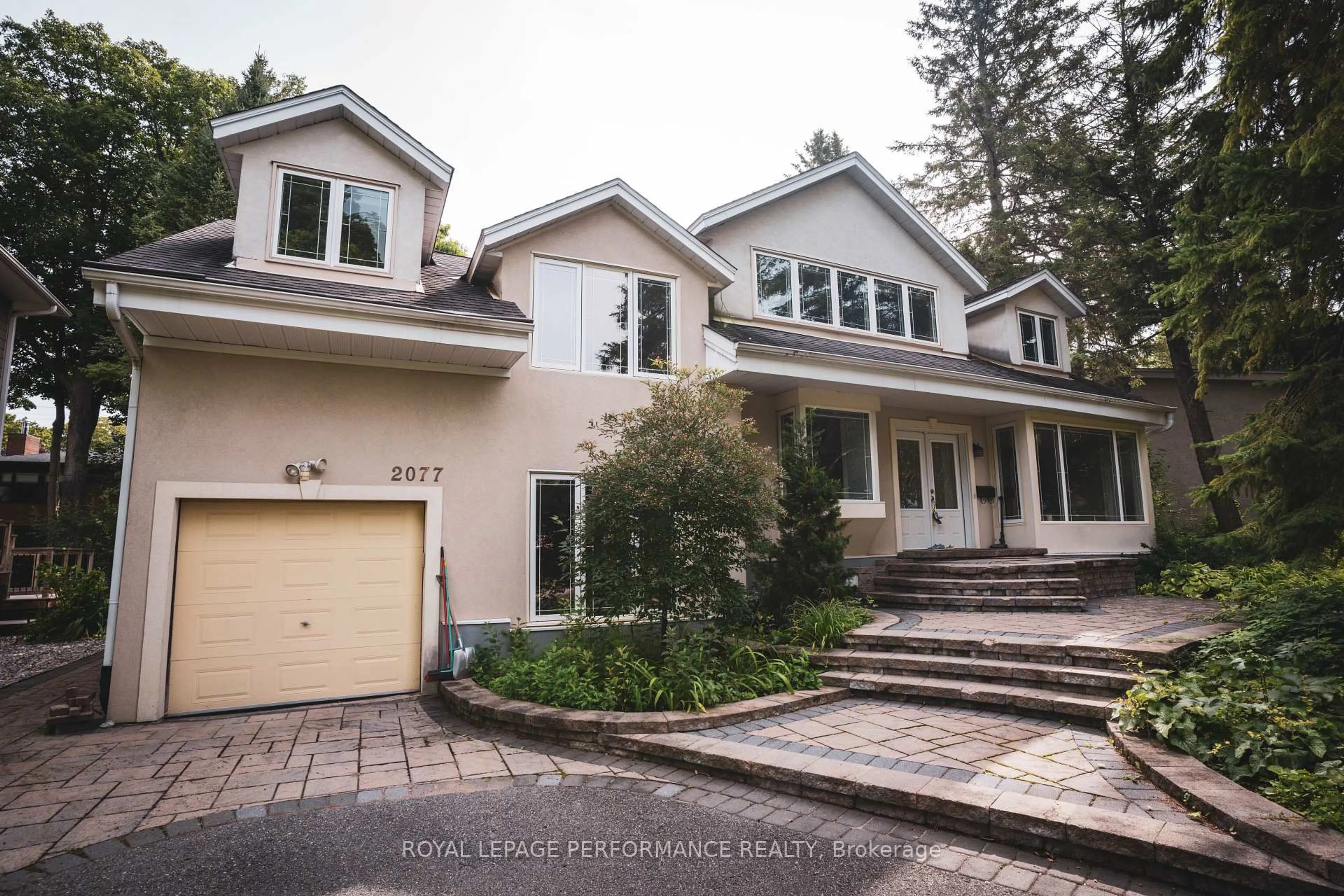 Unknown for 2077 PALMER Ave, Ottawa Ontario K1H 5Z3