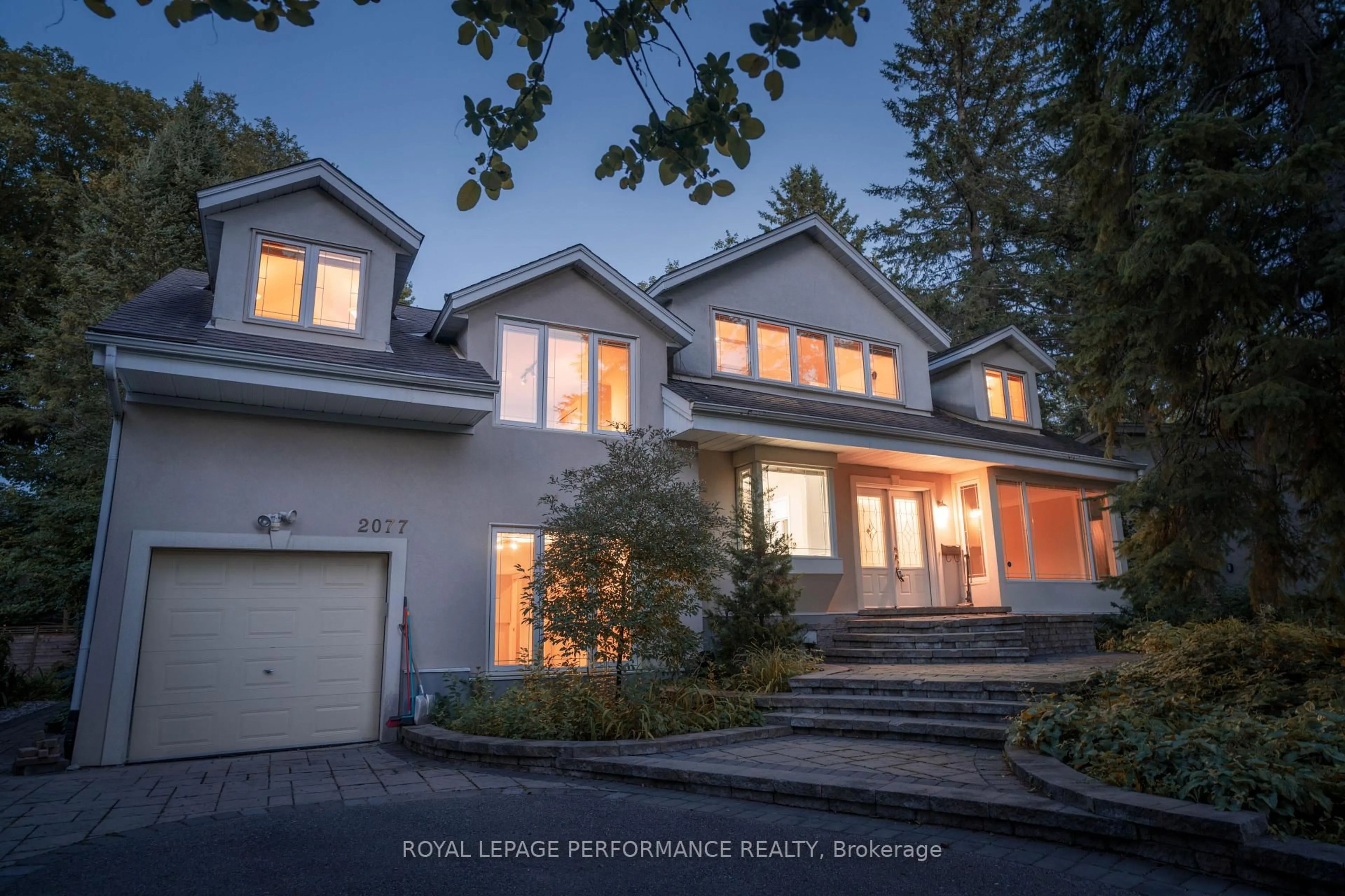 Unknown for 2077 PALMER Ave, Ottawa Ontario K1H 5Z3
