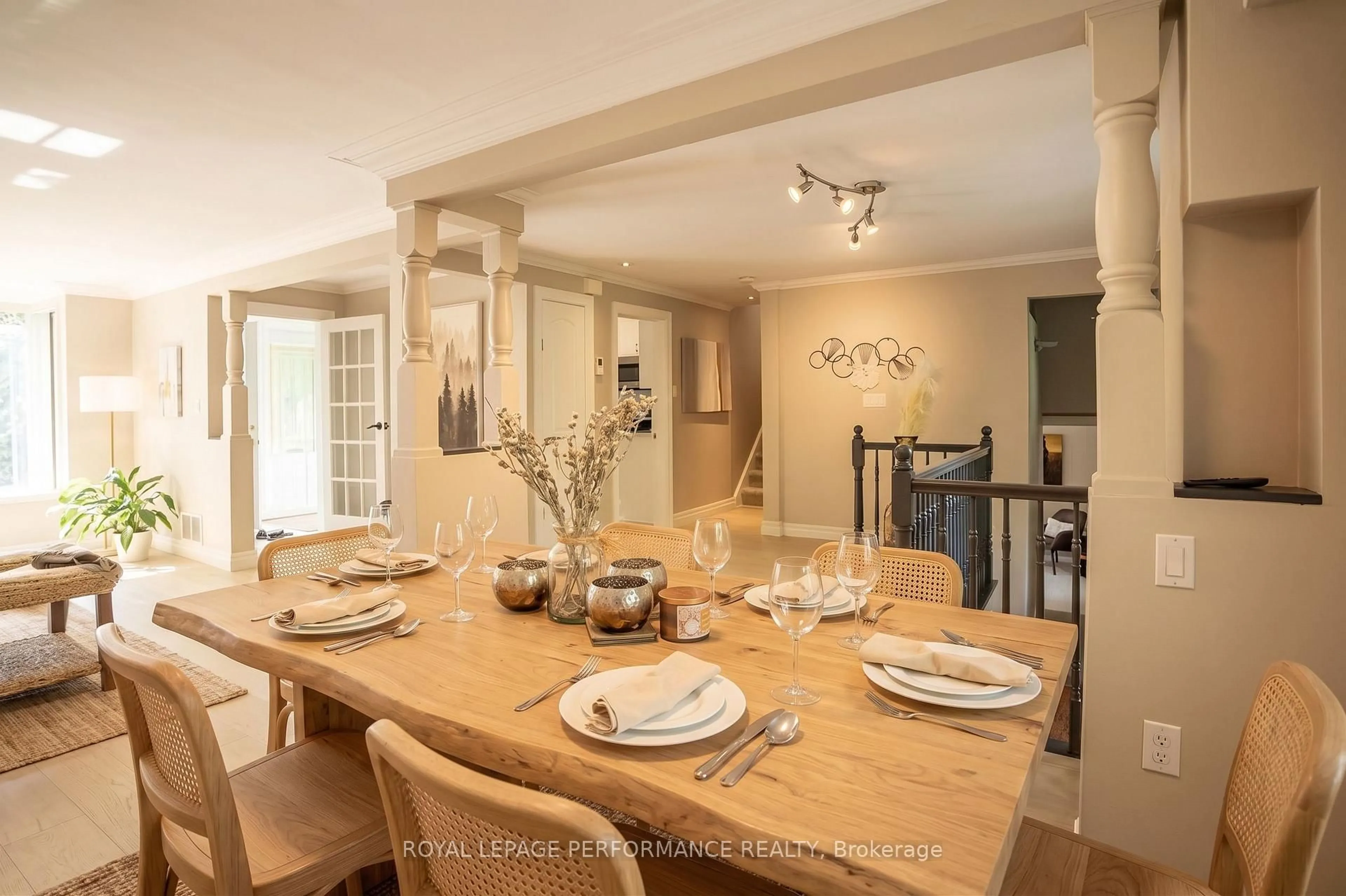 Dining room, unknown for 2077 PALMER Ave, Ottawa Ontario K1H 5Z3