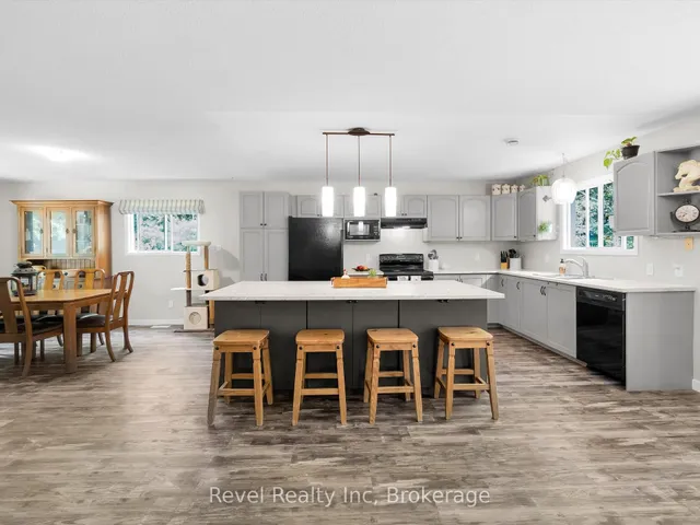 1326 Echo Lake Rd, Lake of Bays 5