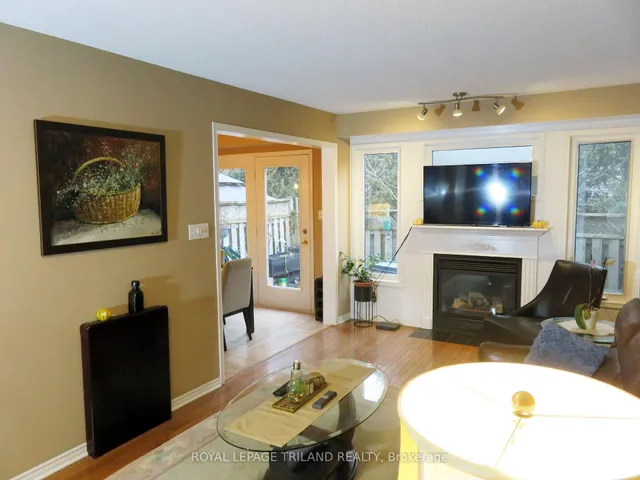 505 Proudfoot Lane #25, London North 3